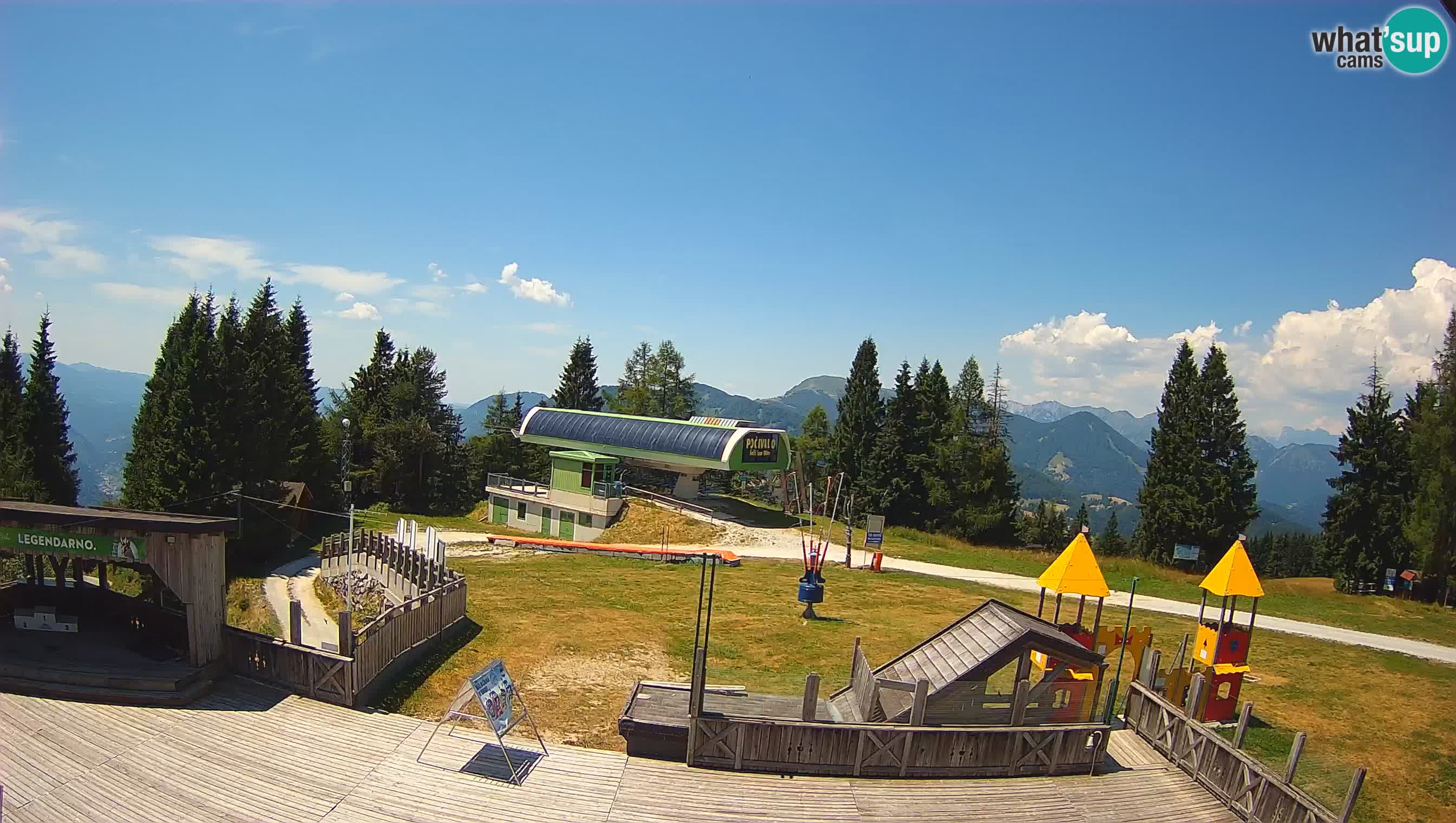 Alpska Perla Ski center Cerkno Počivalo webcam – Slovenia