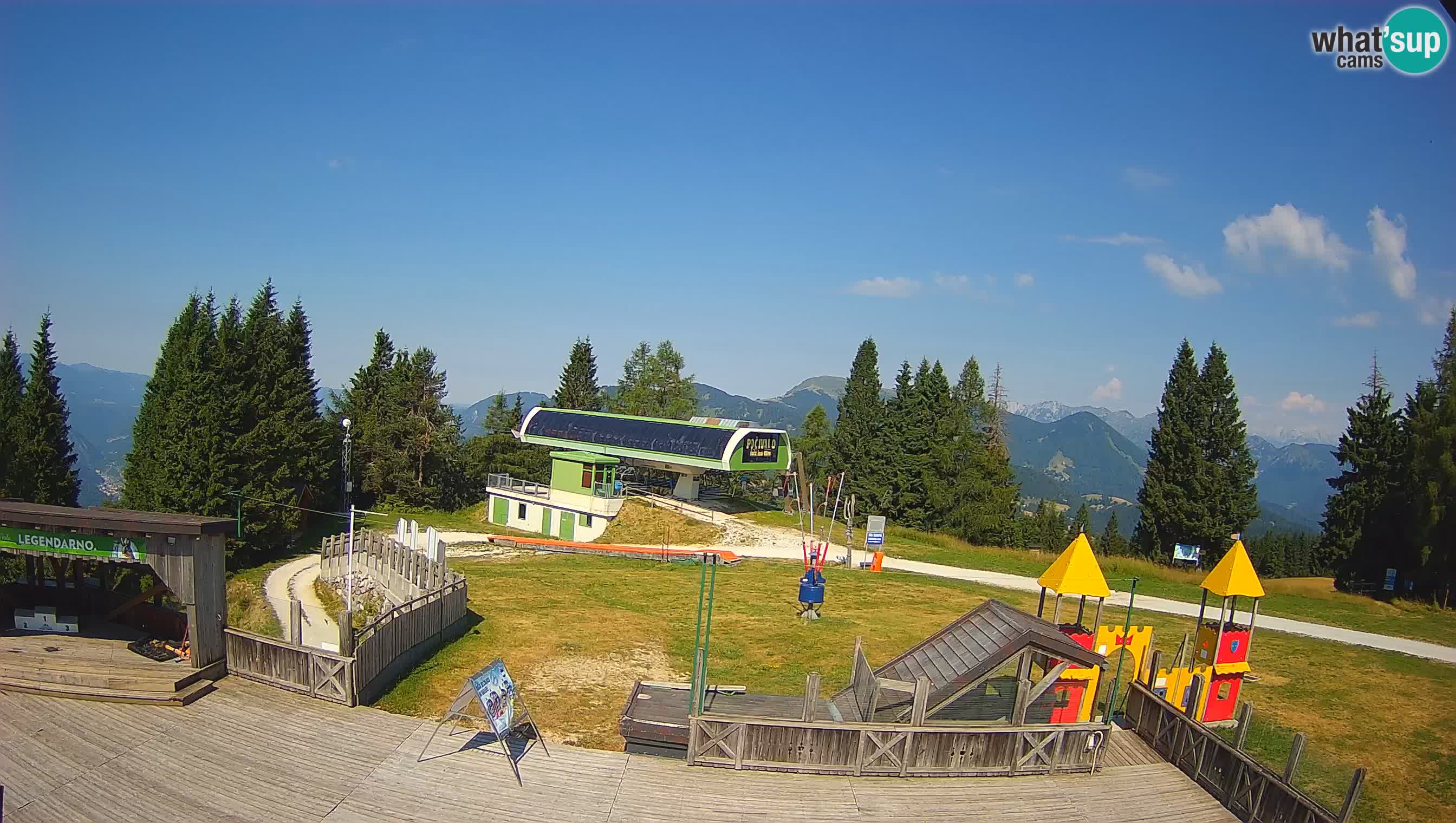 Webcam de la station de ski des Alpes slovènes à Cerkno Počivalo