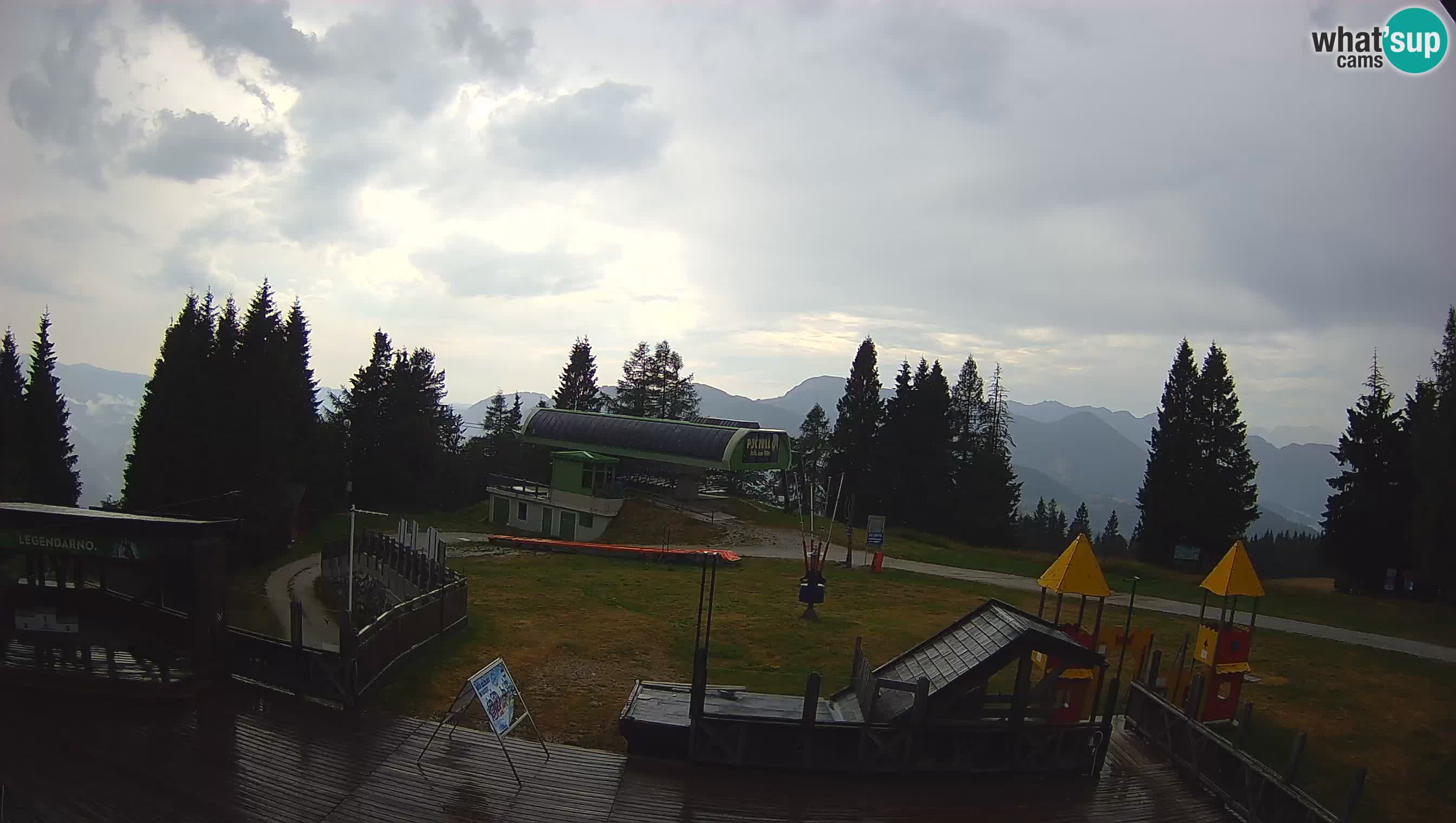 Webcam de la station de ski des Alpes slovènes à Cerkno Počivalo
