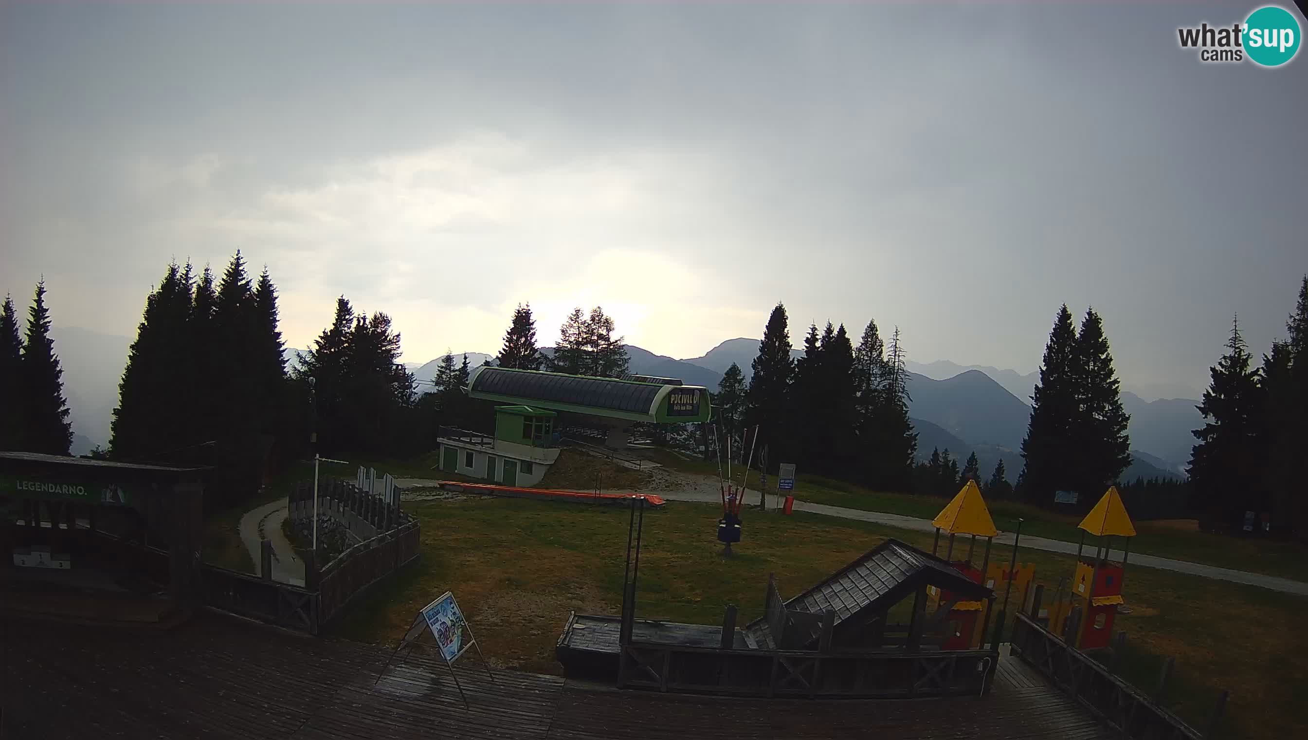 Webcam de la station de ski des Alpes slovènes à Cerkno Počivalo