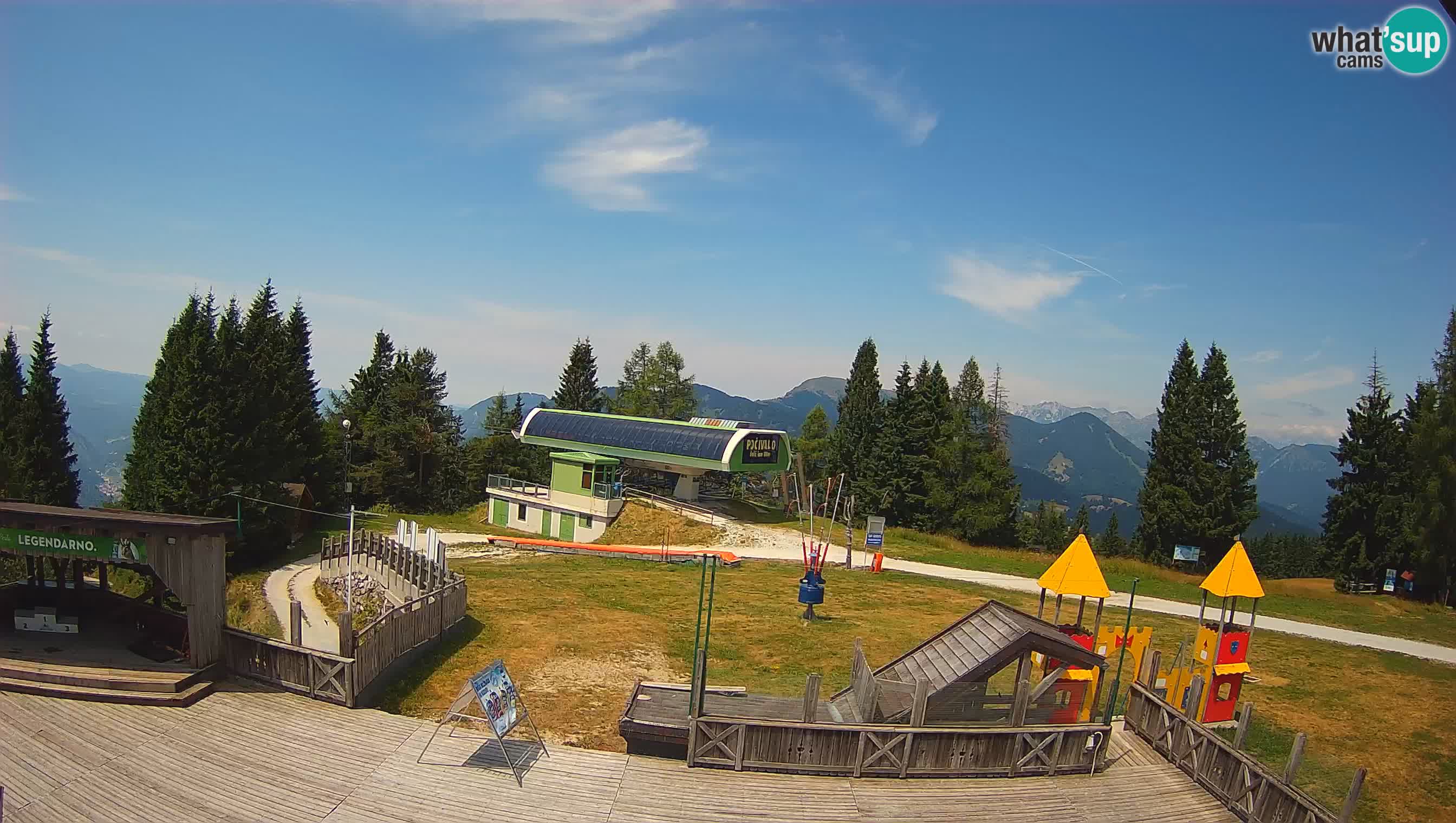 Alpska Perla Ski center Cerkno Počivalo webcam – Slovenia