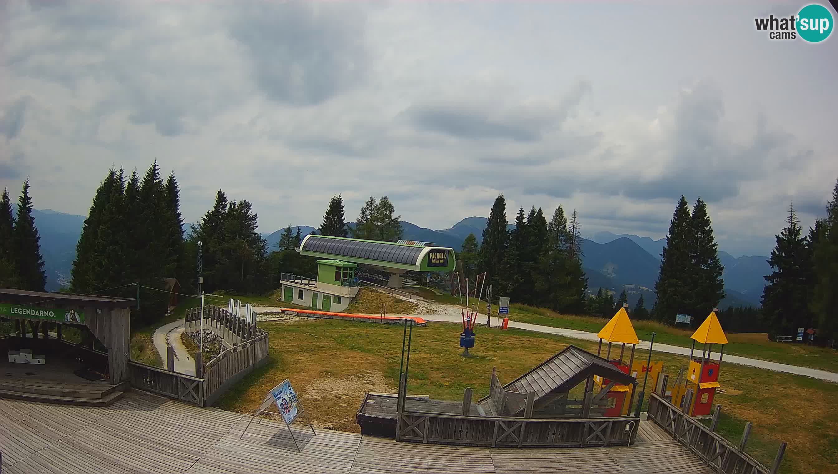 Alpska Perla Ski hotel Cerkno Počivalo webcam – Slovenia