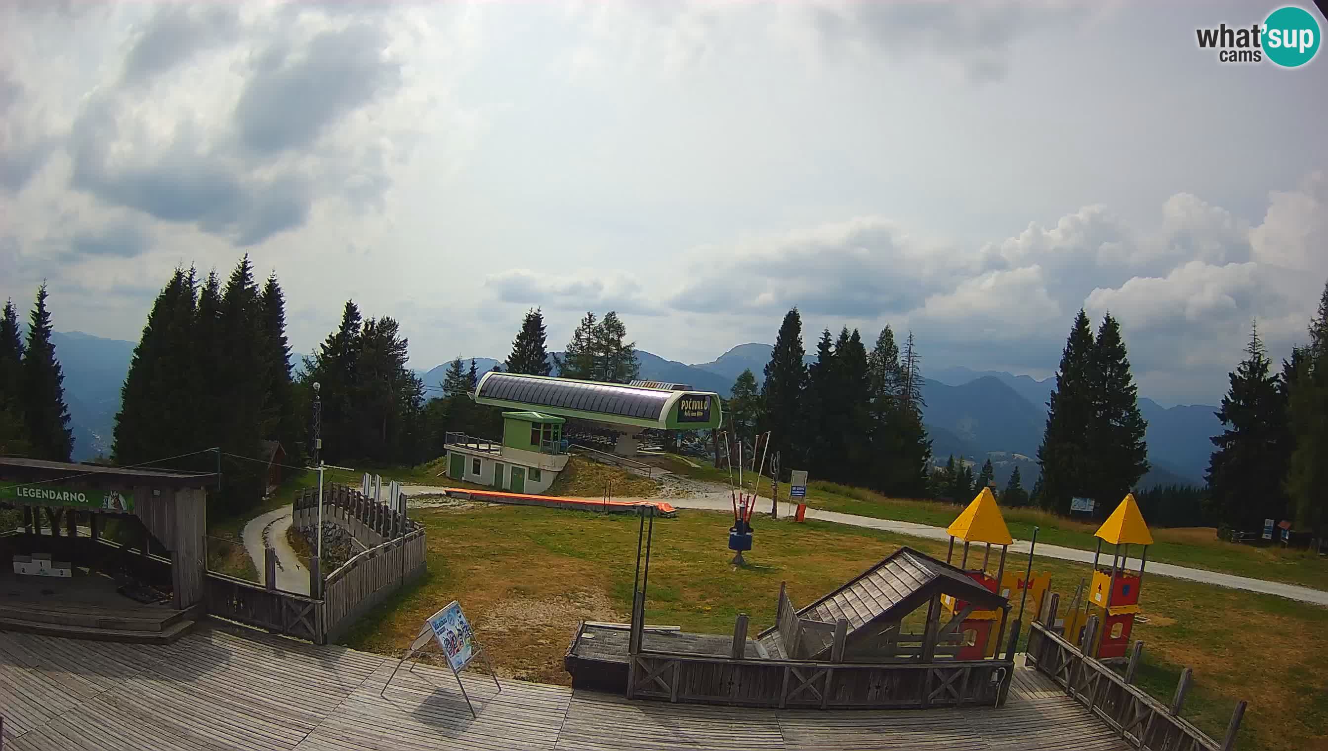 Alpska Perla Ski hotel Cerkno Počivalo webcam – Slovenia