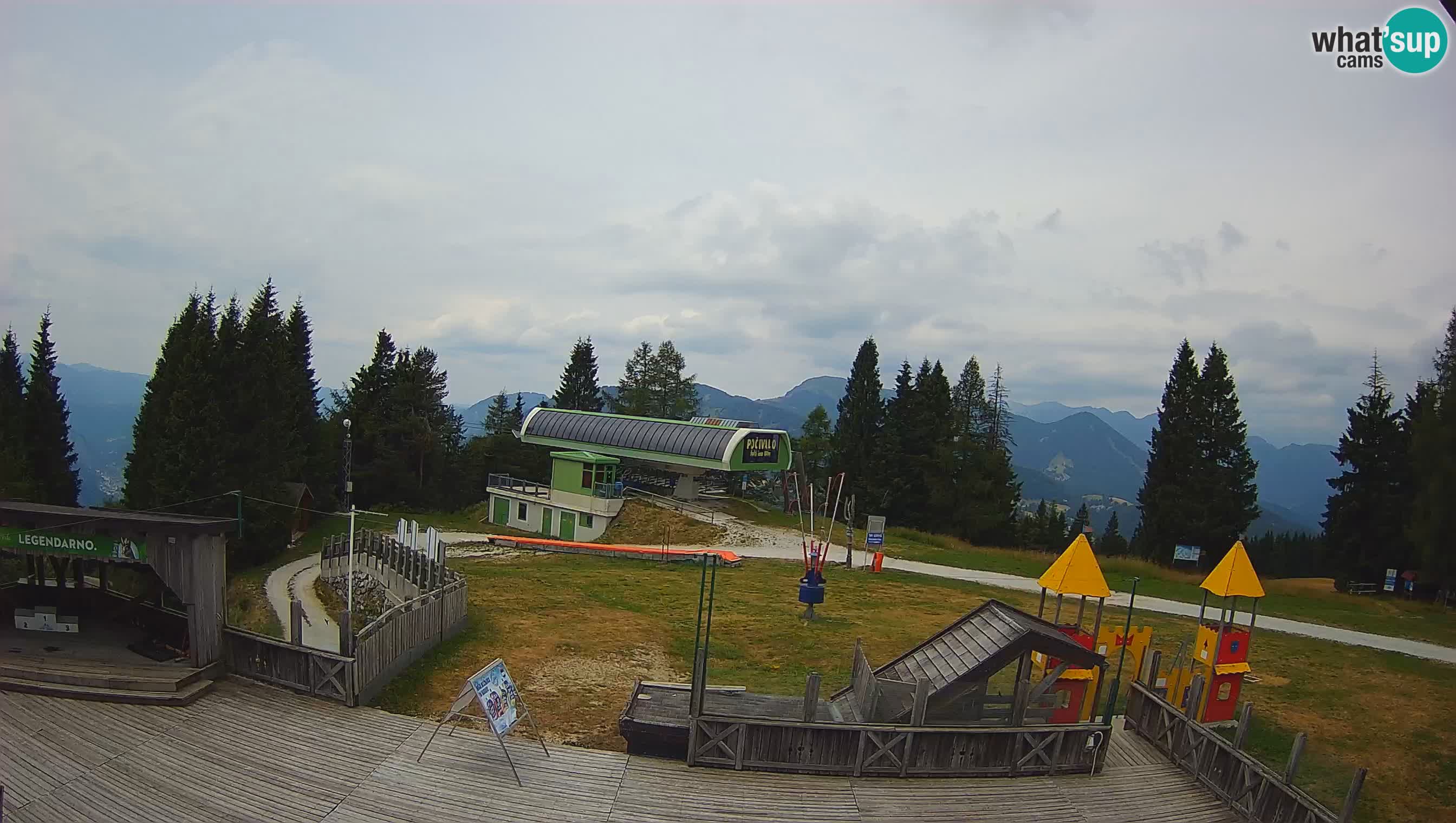 Webcam de la station de ski des Alpes slovènes à Cerkno Počivalo