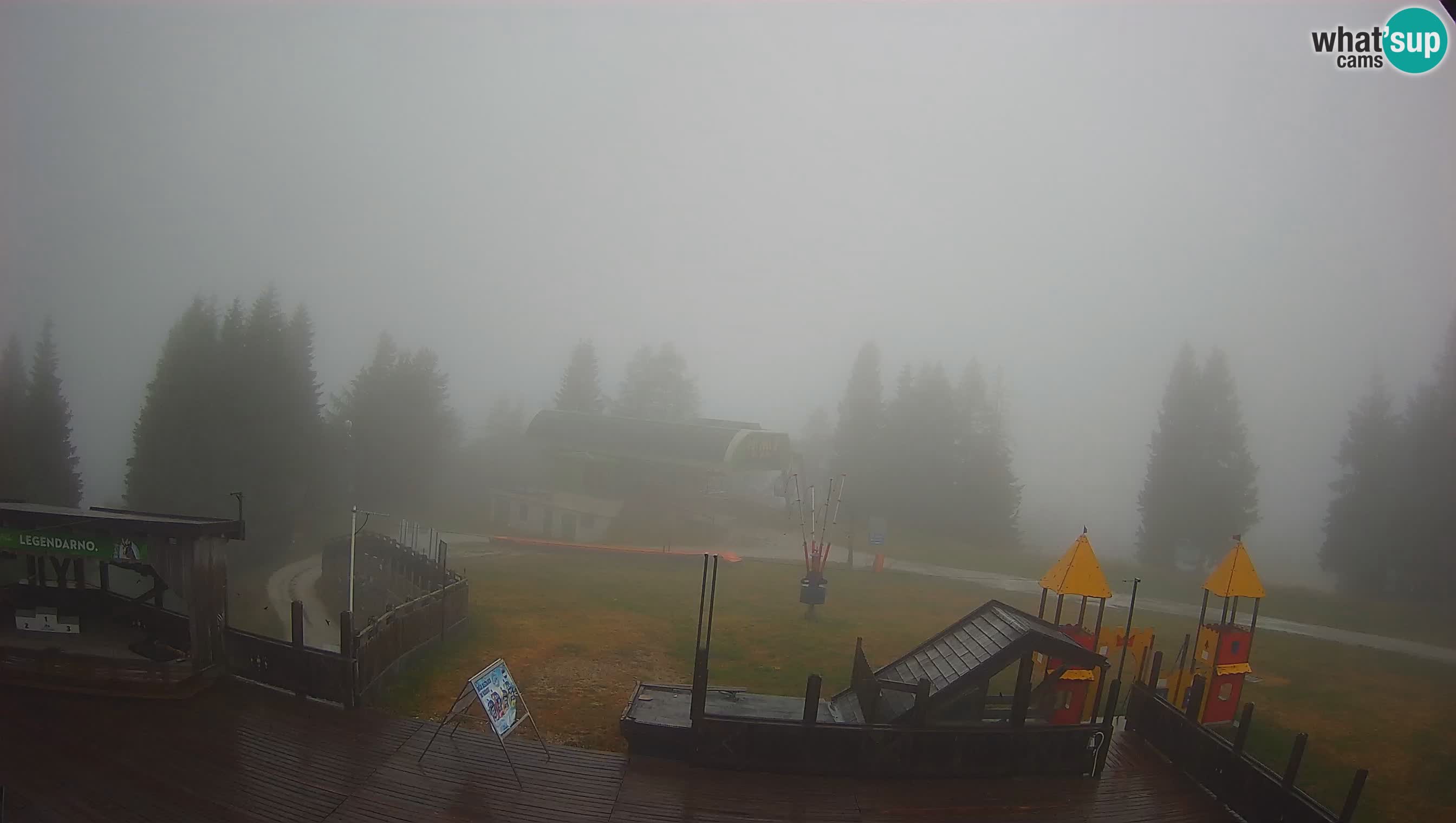 Alpska Perla Ski hotel Cerkno Počivalo webcam – Slovenia