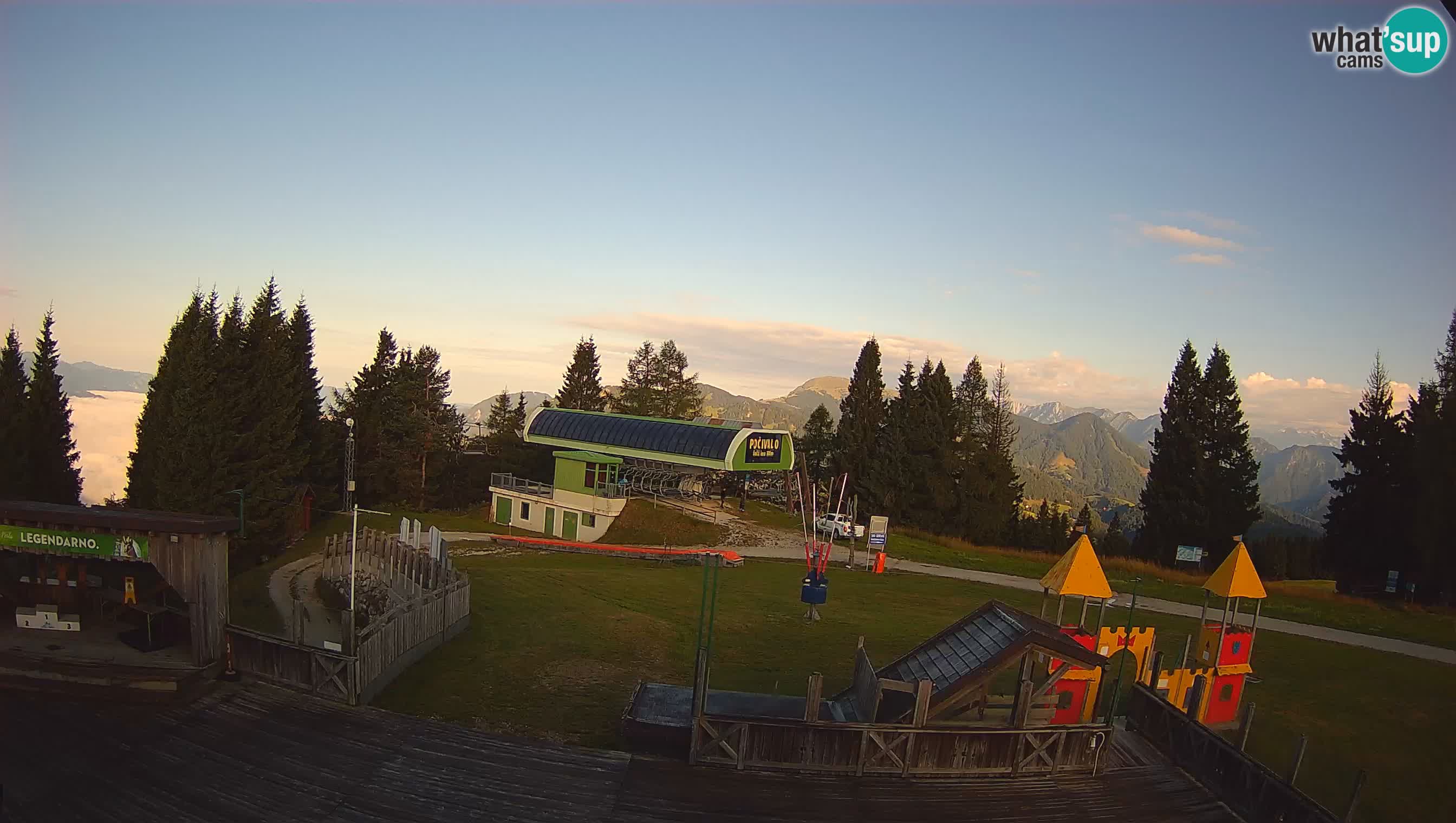 Alpska Perla Ski center Cerkno Počivalo webcam – Slovenia