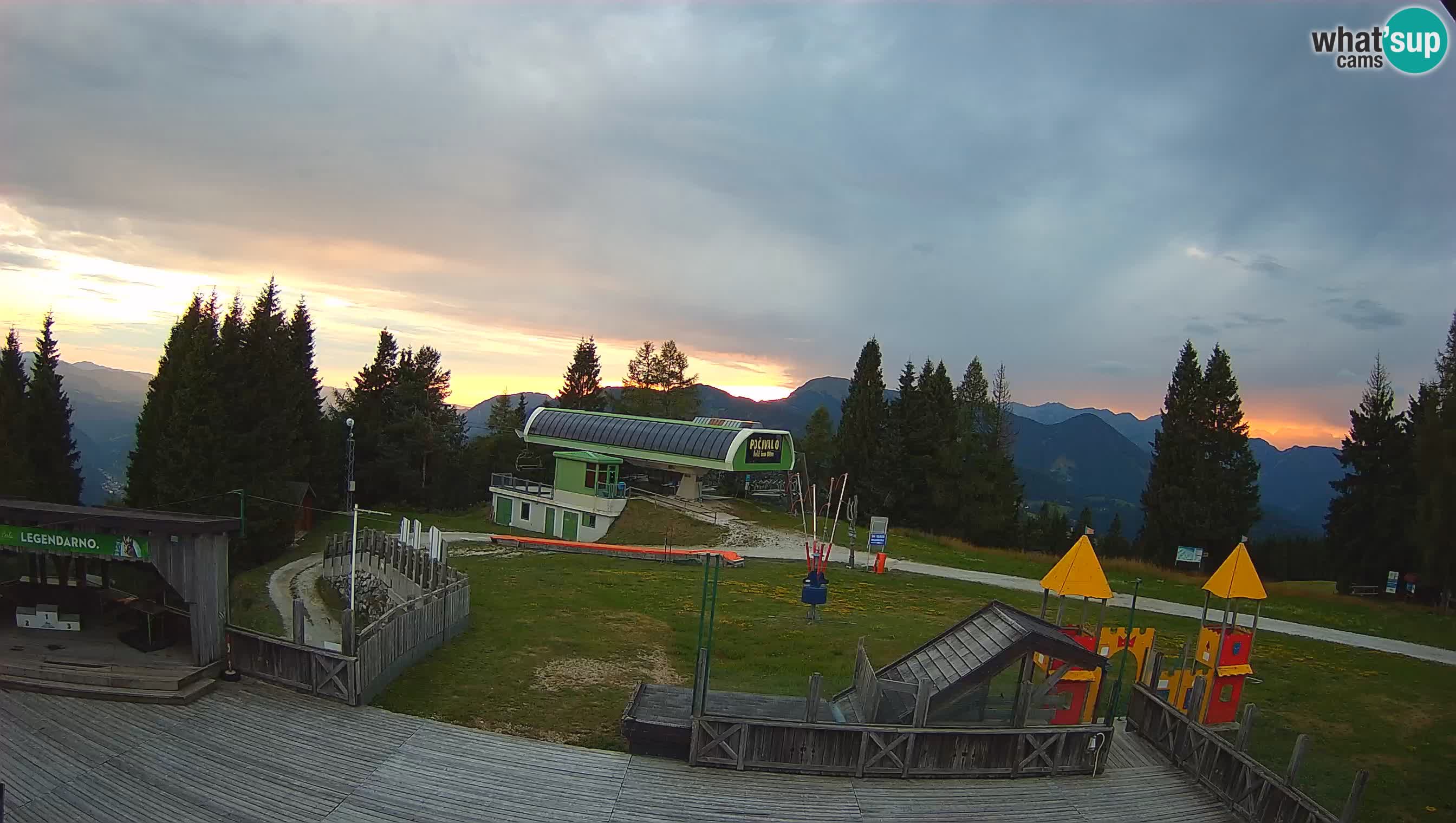 Alpska Perla kamera Cerkno Počivalo