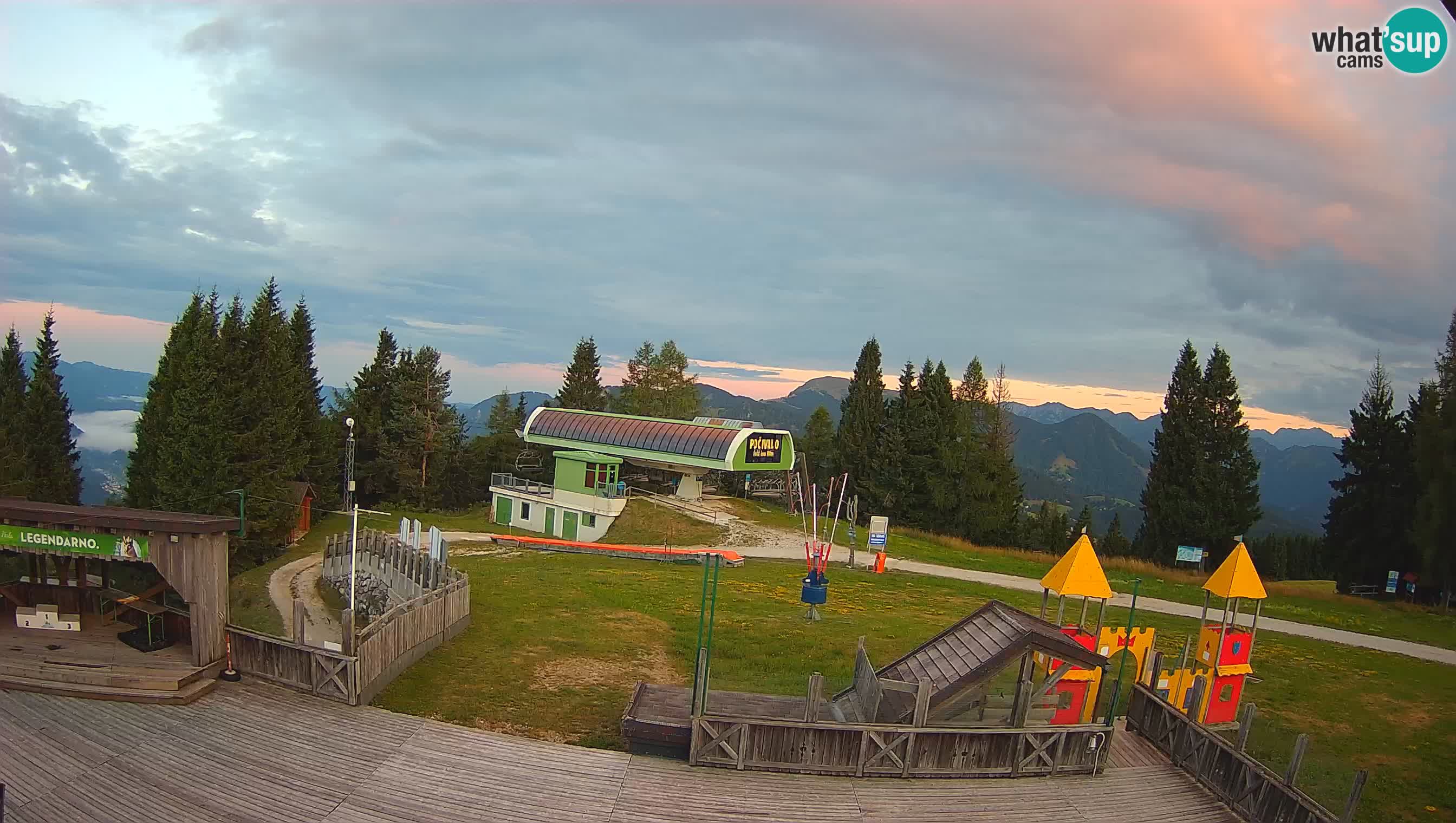 Alpska Perla kamera Cerkno Počivalo