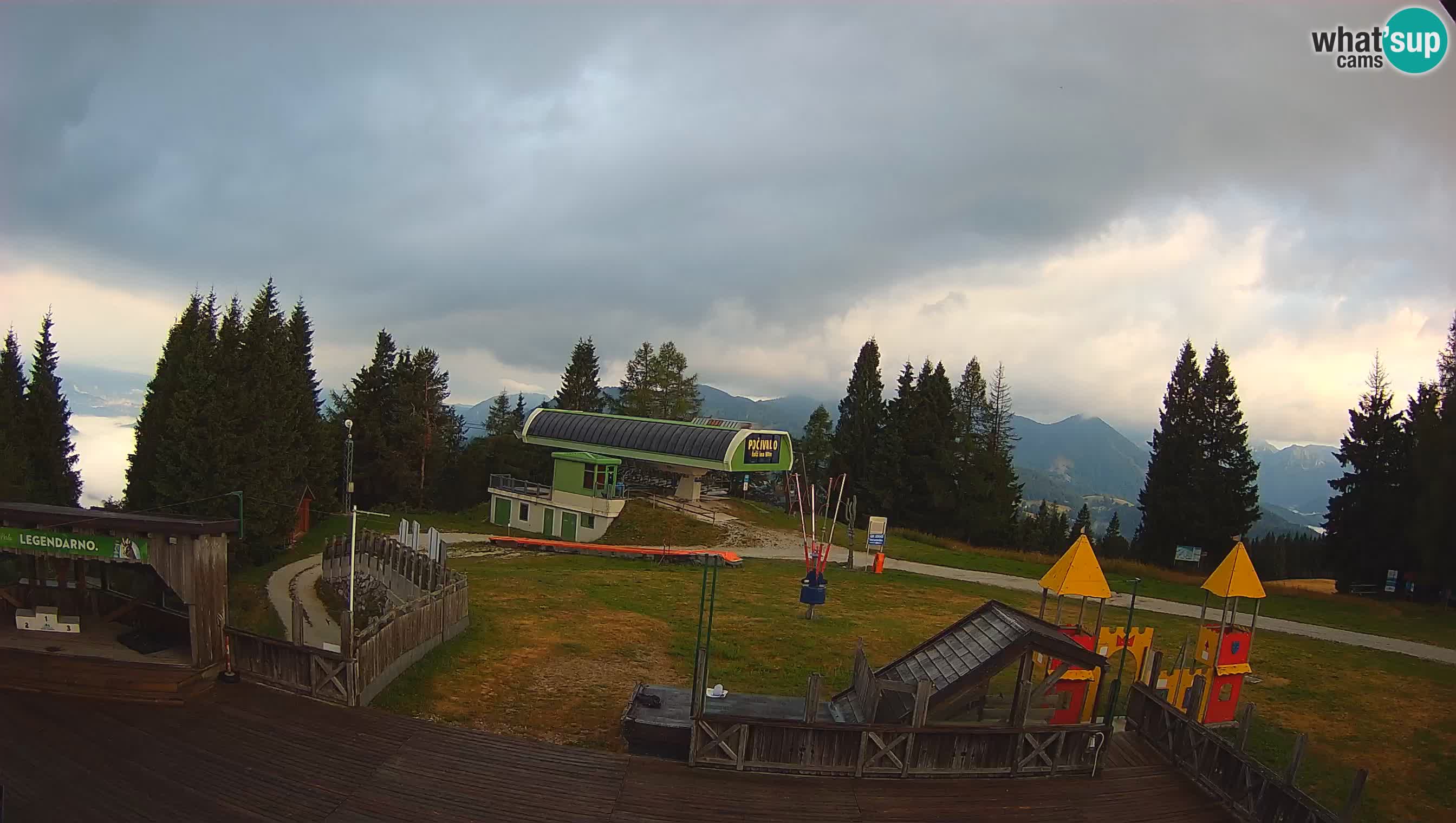Alpska Perla kamera Cerkno Počivalo