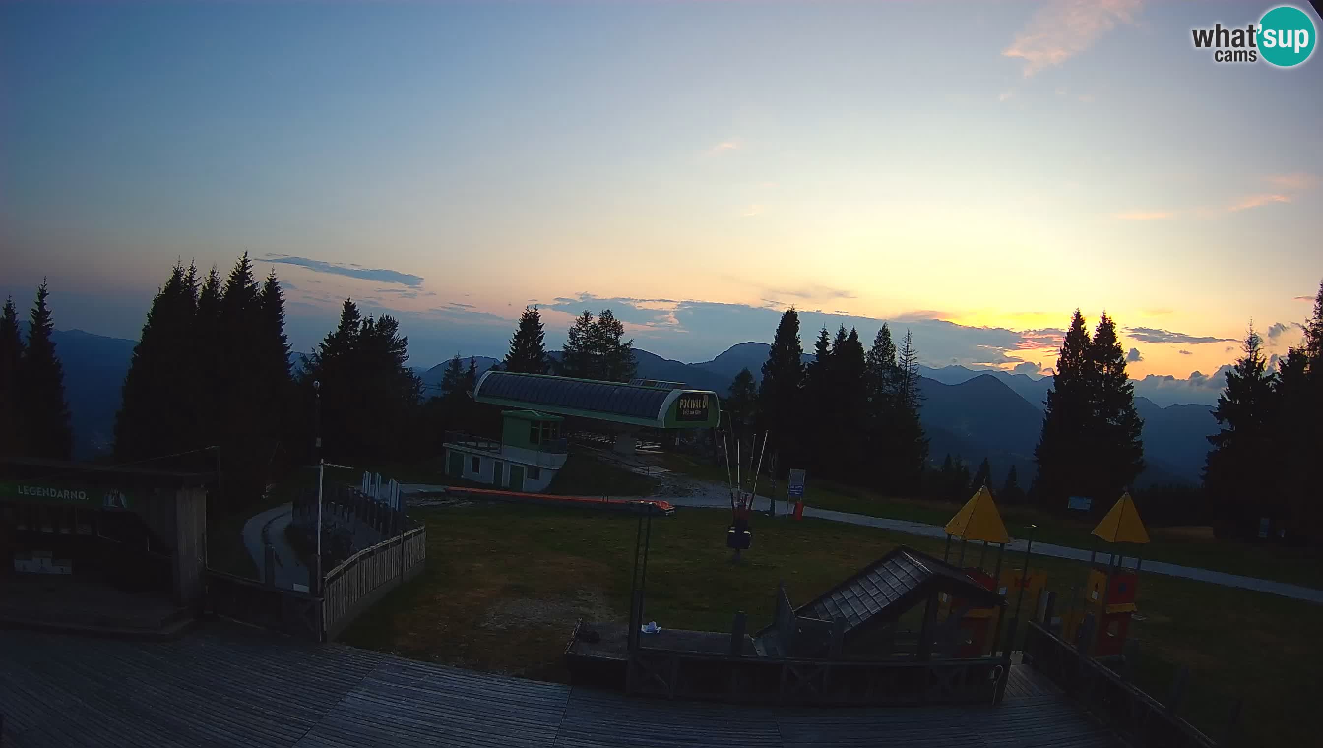 Alpska Perla kamera Cerkno Počivalo