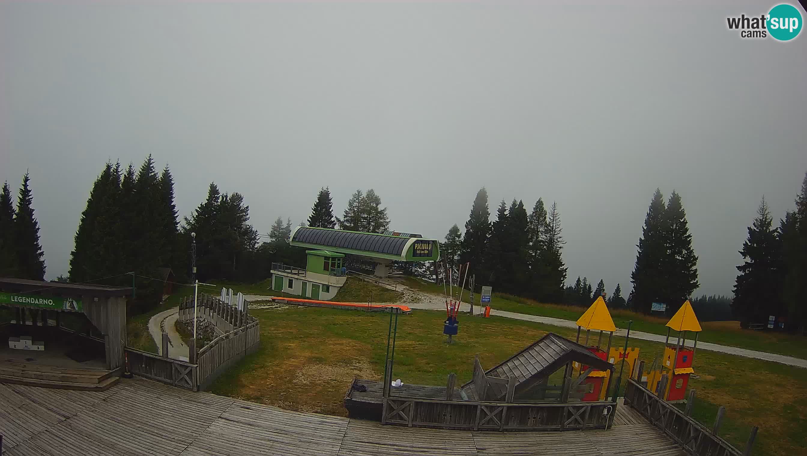 Webcam de la station de ski des Alpes slovènes à Cerkno Počivalo