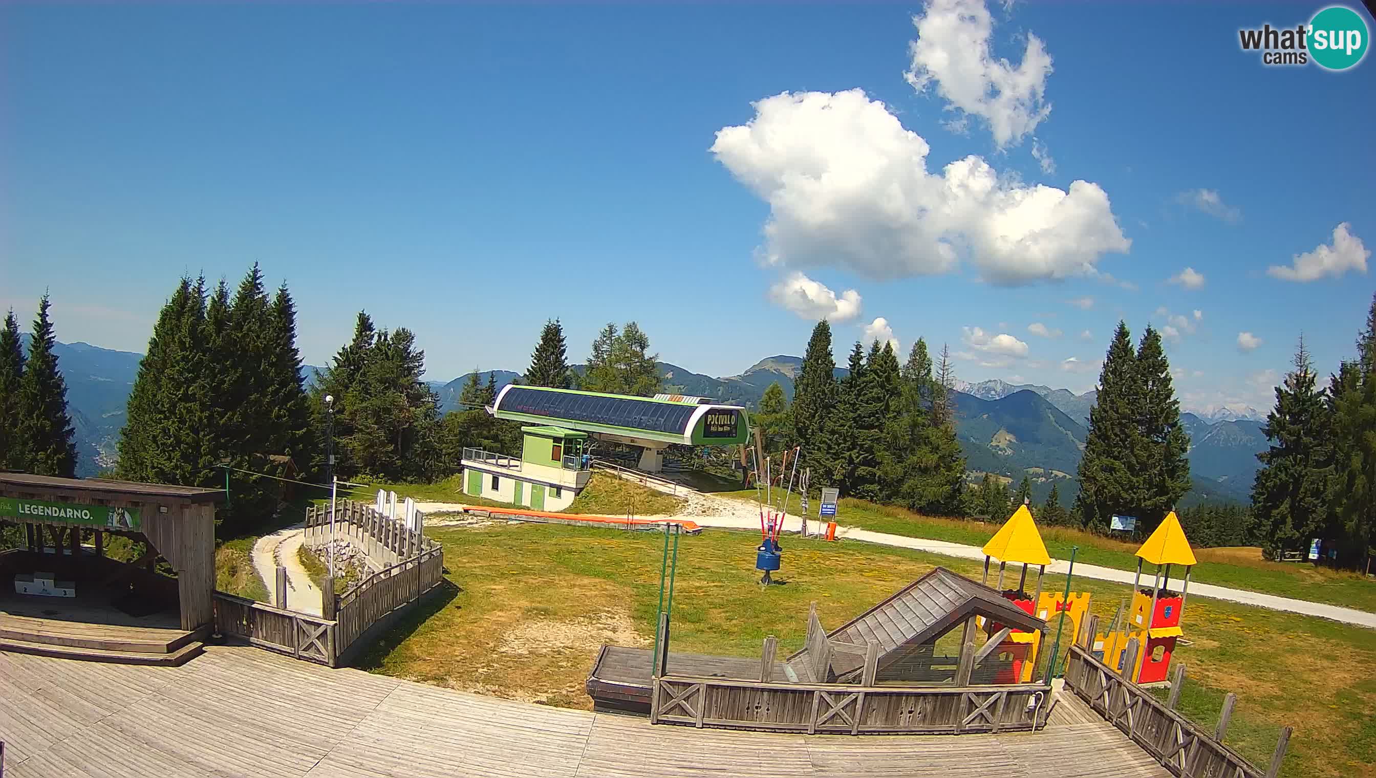 Alpska Perla Ski hotel Cerkno Počivalo webcam – Slovenia
