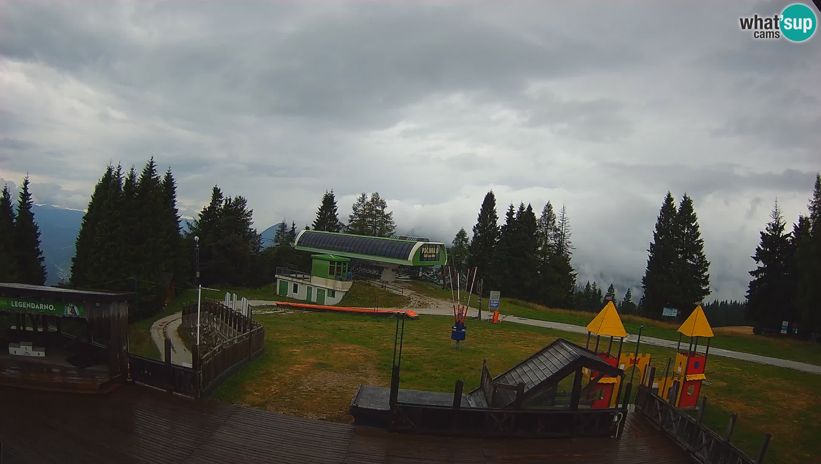 Alpska Perla Ski center Cerkno Počivalo webcam – Slovenia