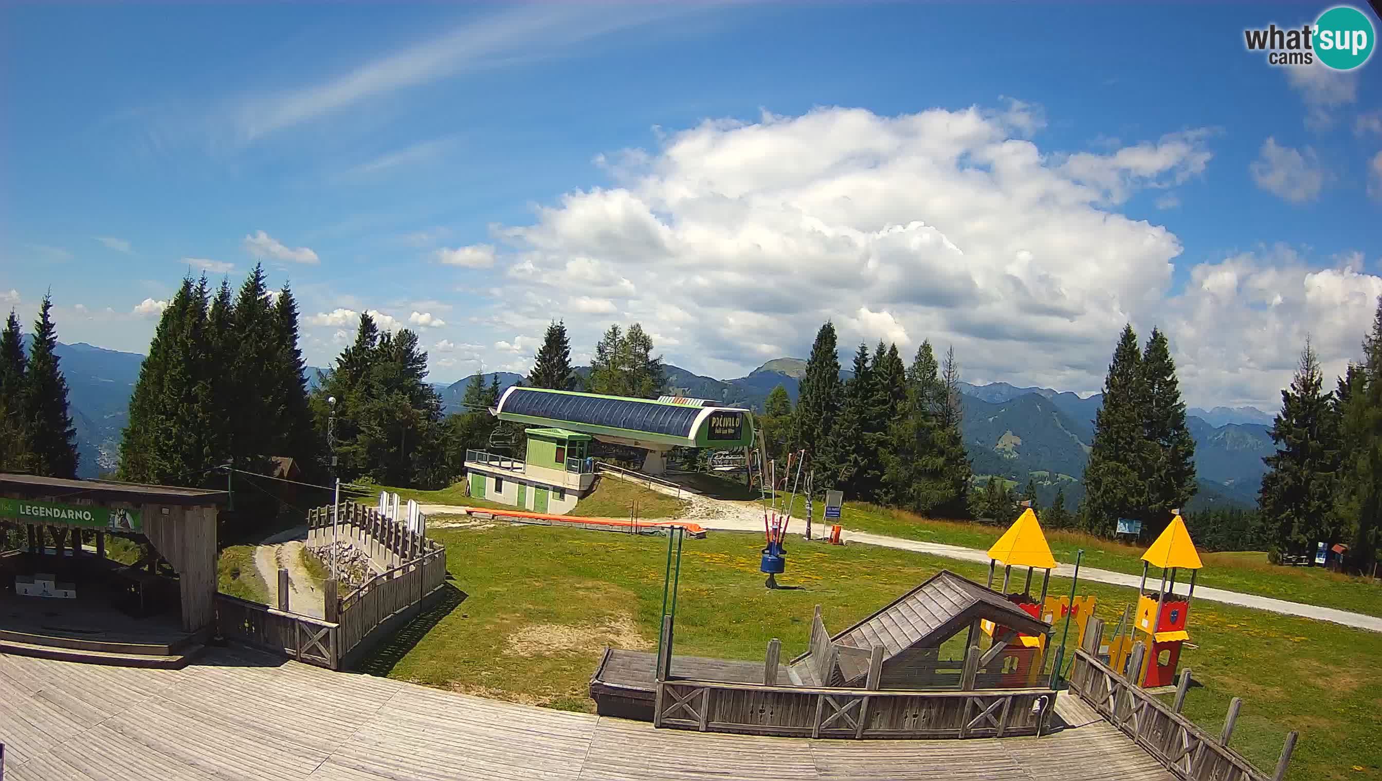Alpska Perla Ski hotel Cerkno Počivalo webcam – Slovenia