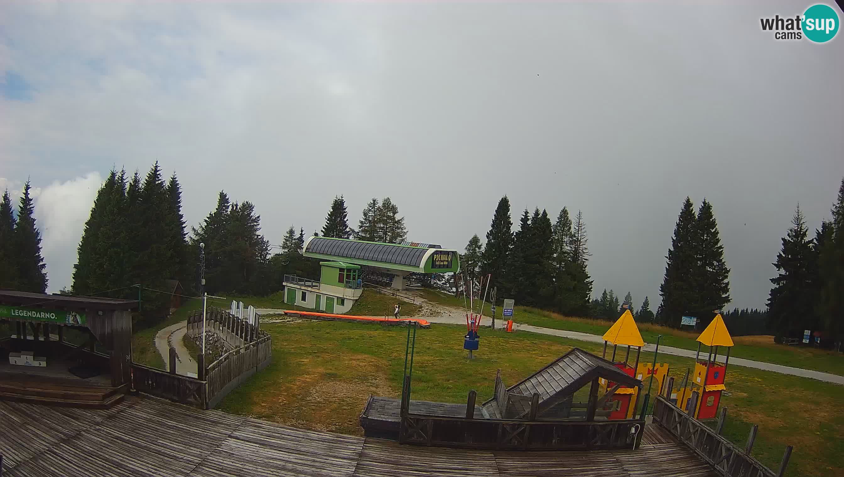 Alpska Perla Ski hotel Cerkno Počivalo webcam – Slovenia