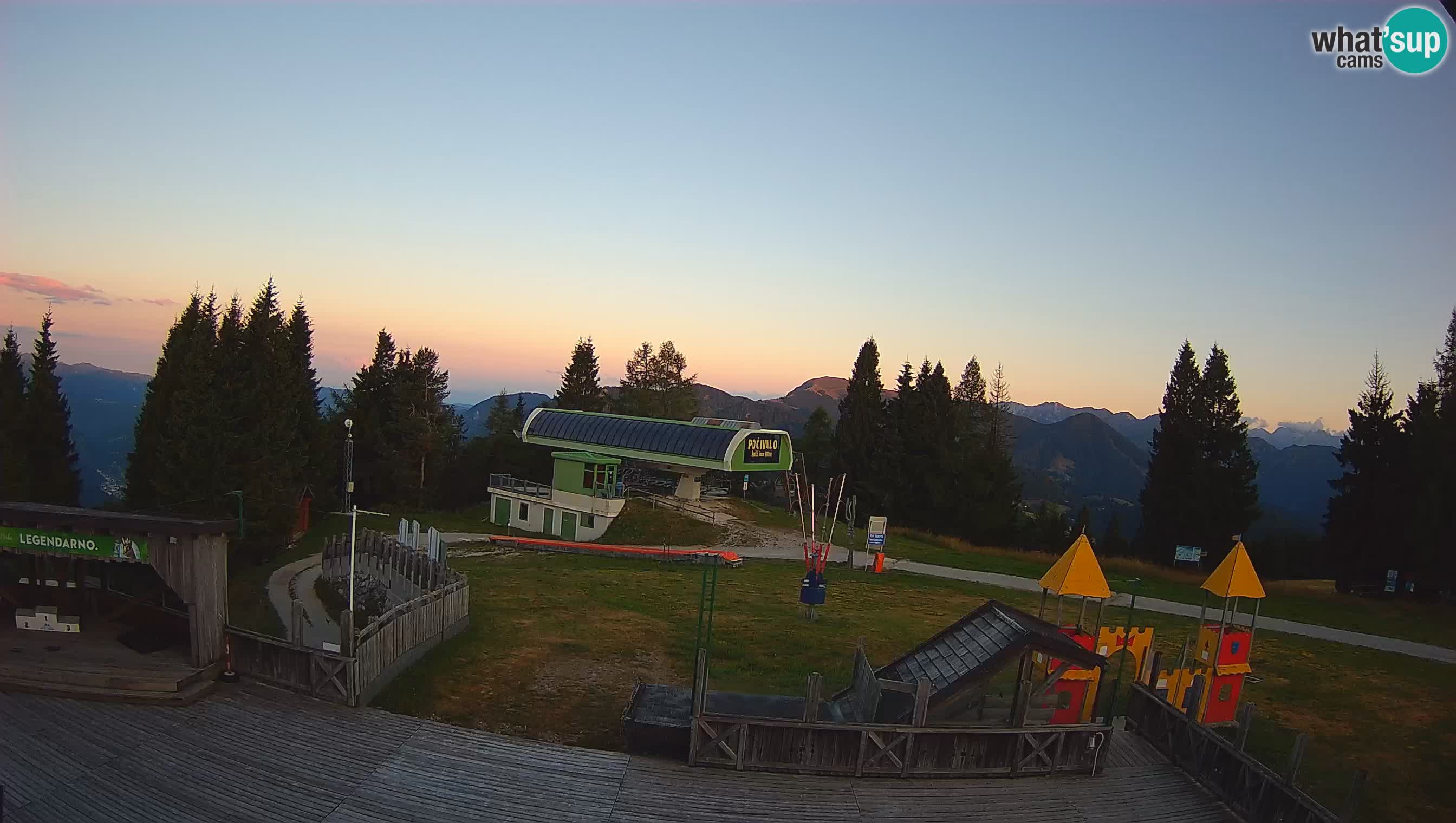 Alpska Perla Ski hotel Cerkno Počivalo webcam – Slovenia