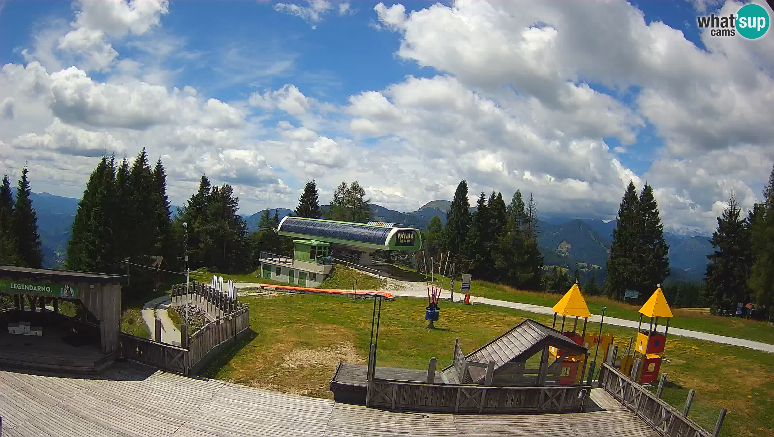 Alpska Perla Ski hotel Cerkno Počivalo webcam – Slovenia