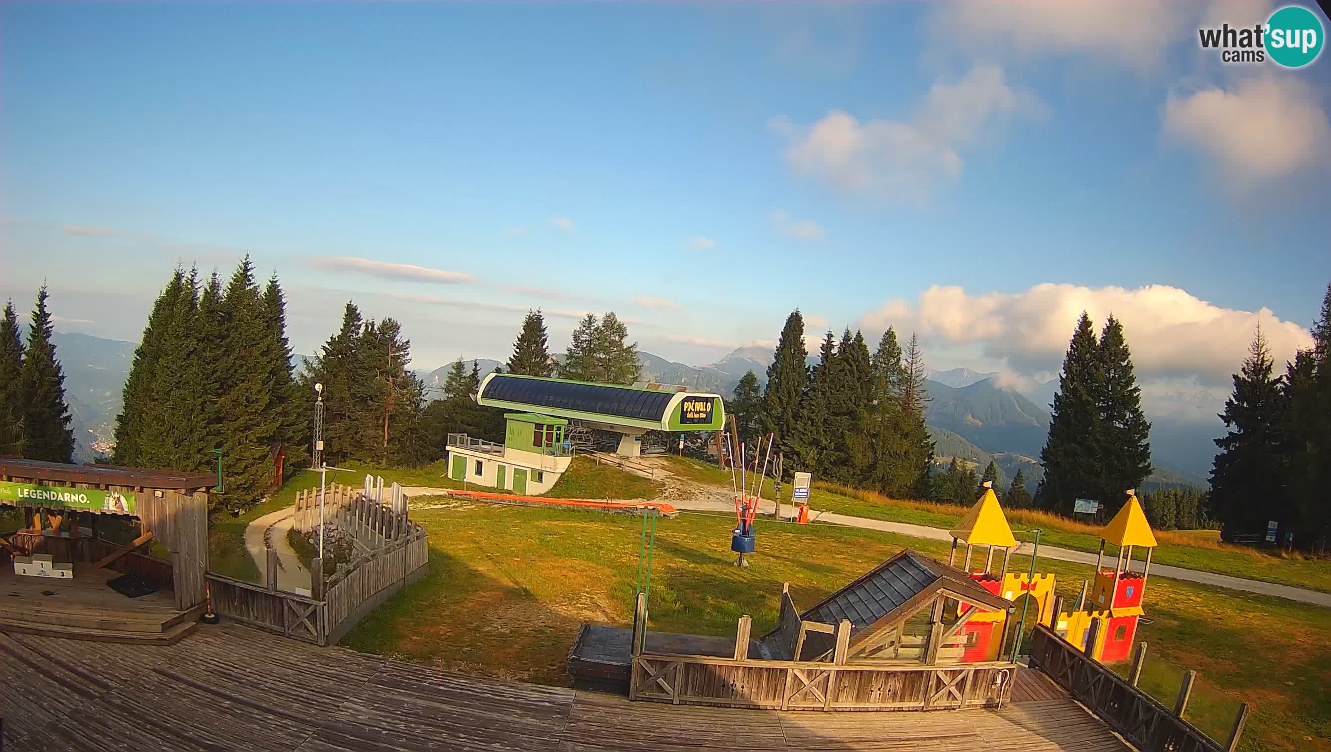 Alpska Perla kamera Cerkno Počivalo