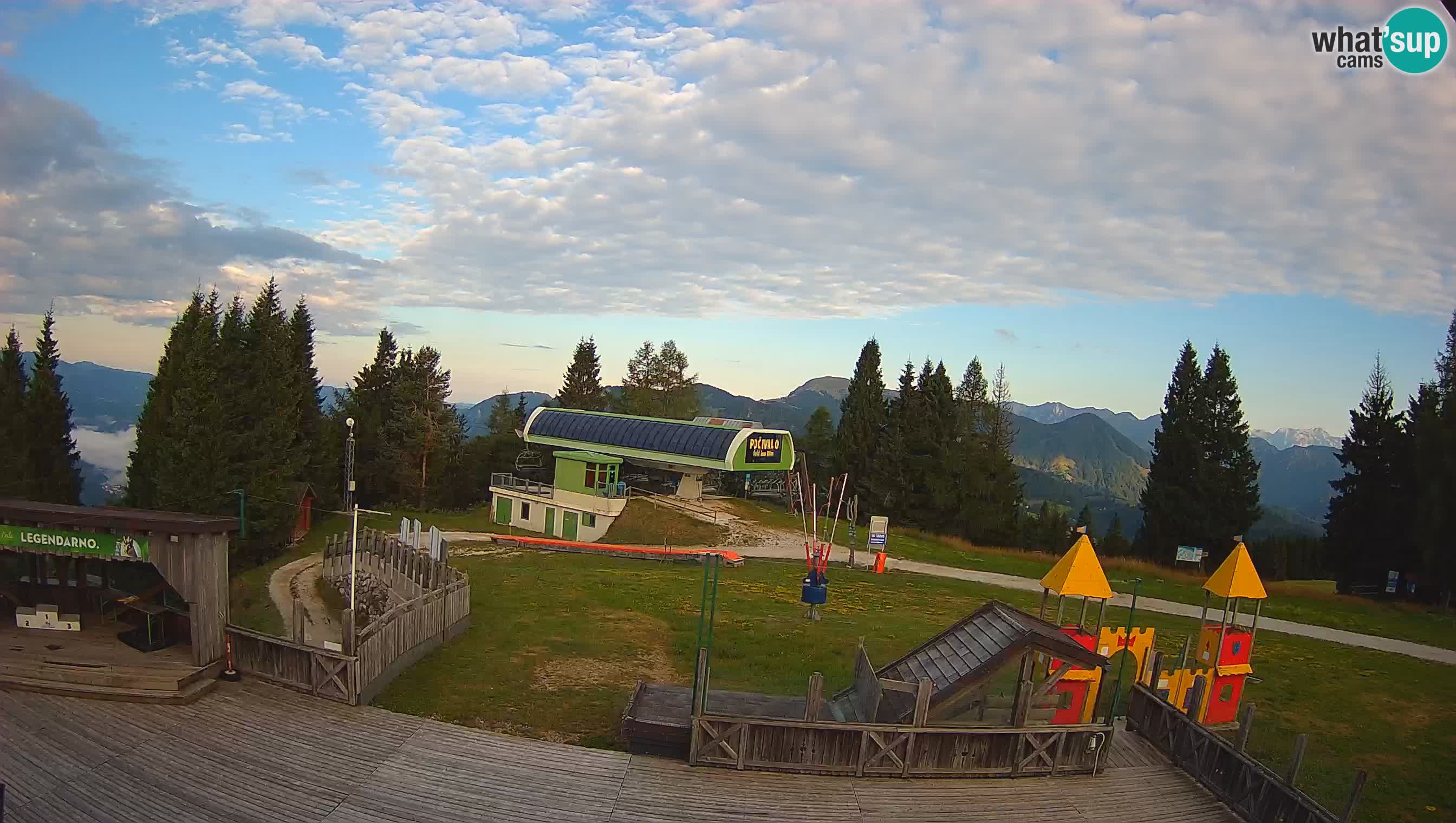 Alpska Perla kamera Cerkno Počivalo
