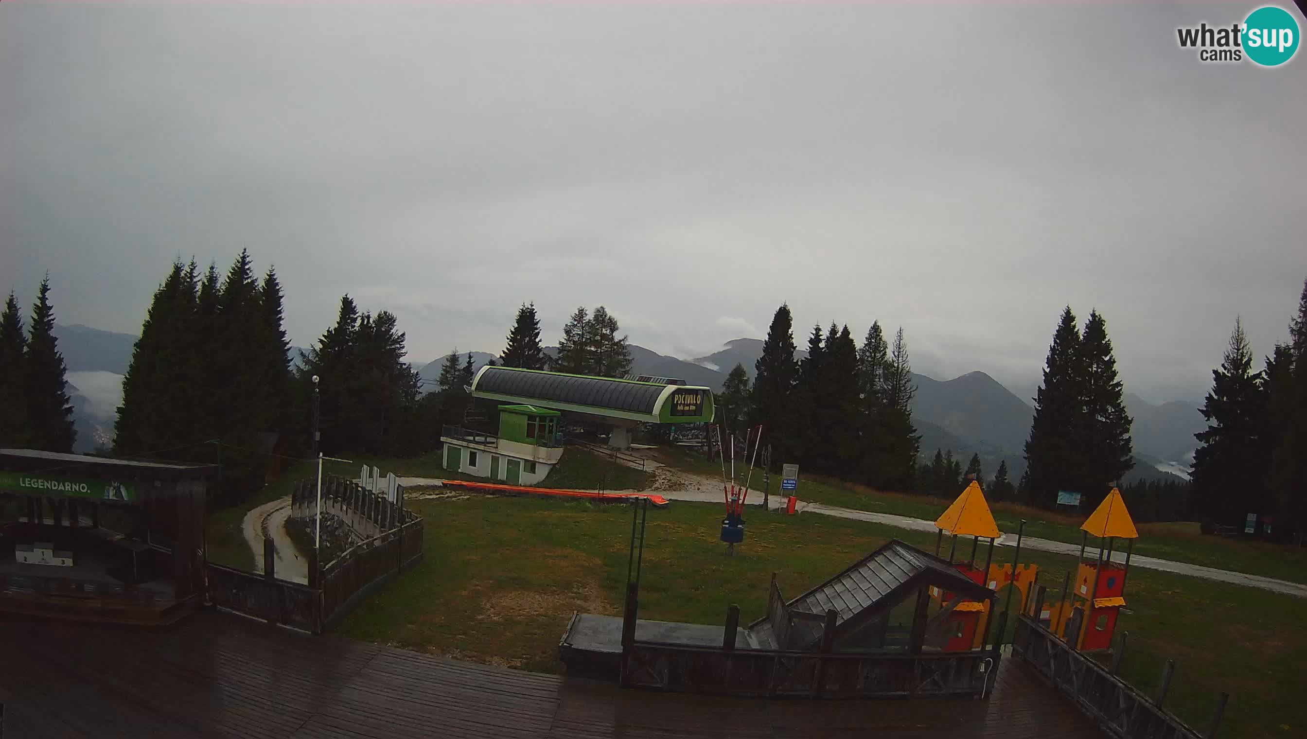 Alpska Perla Ski center Cerkno Počivalo webcam – Slovenia