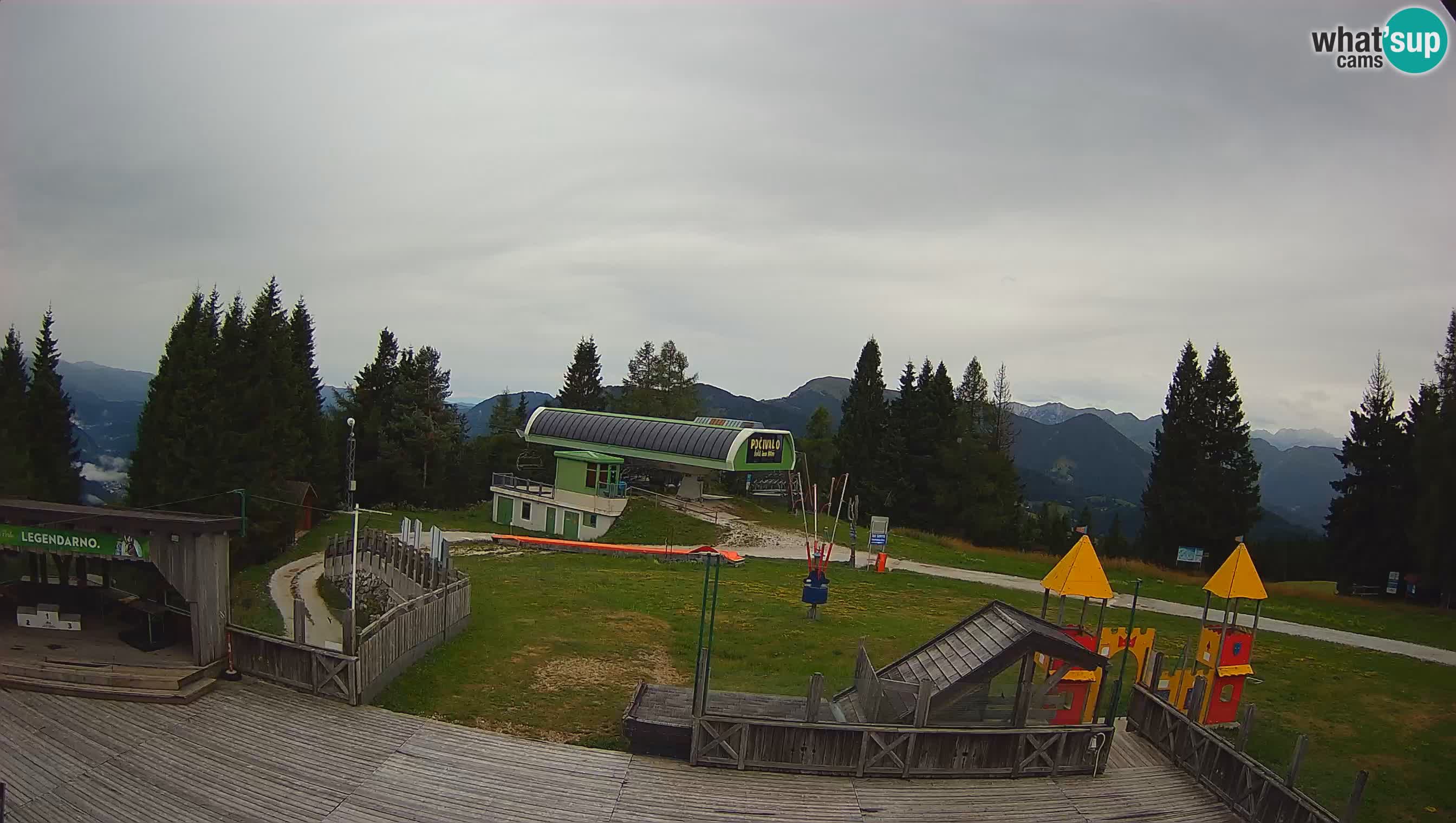 Alpska Perla Ski hotel Cerkno Počivalo webcam – Slovenia