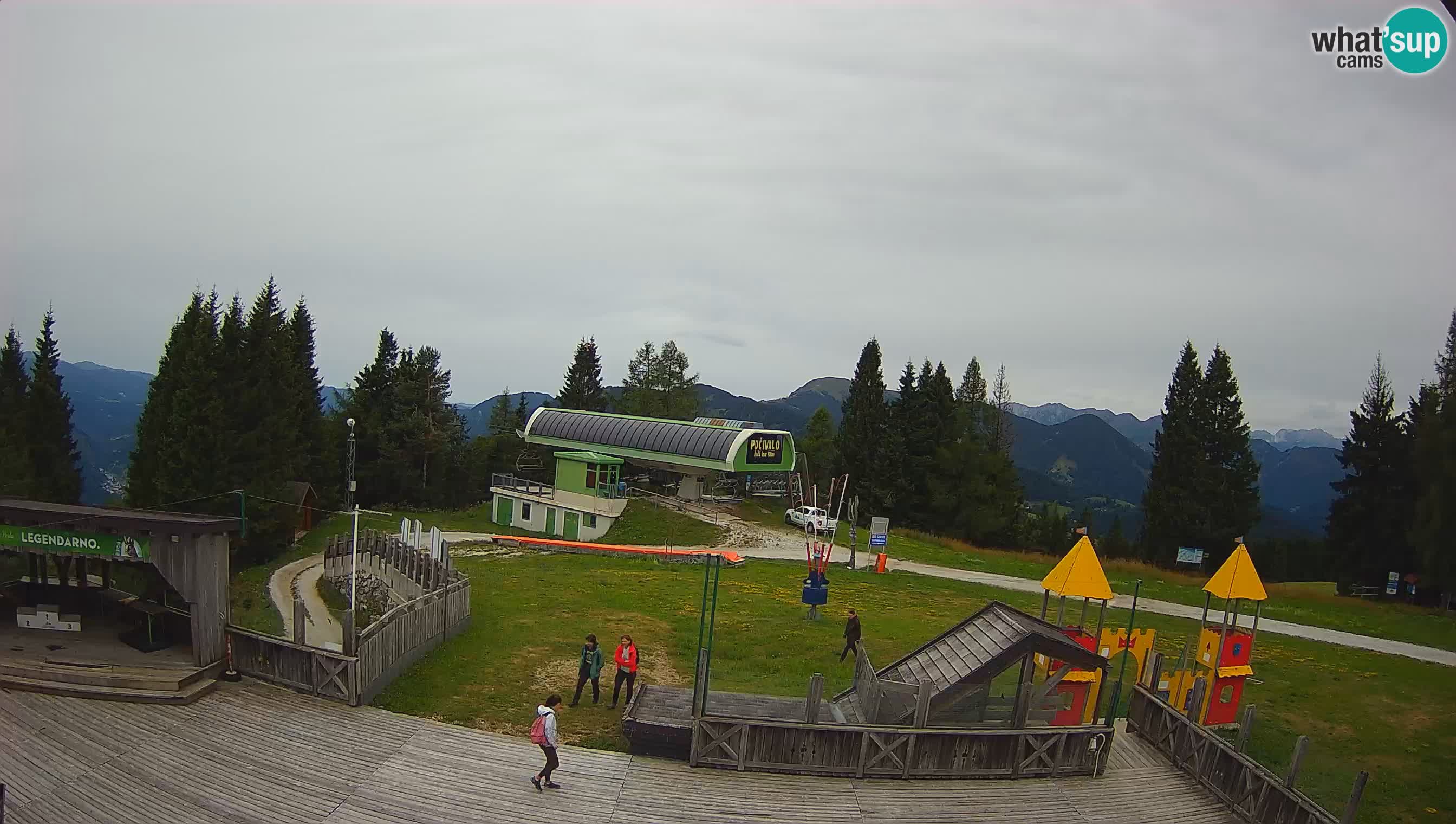 Alpska Perla Ski hotel Cerkno Počivalo webcam – Slovenia