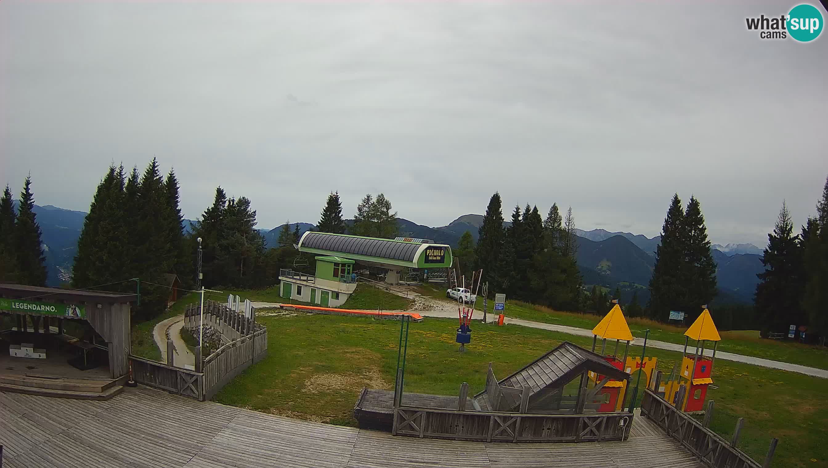 Alpska Perla Ski hotel Cerkno Počivalo webcam – Slovenia