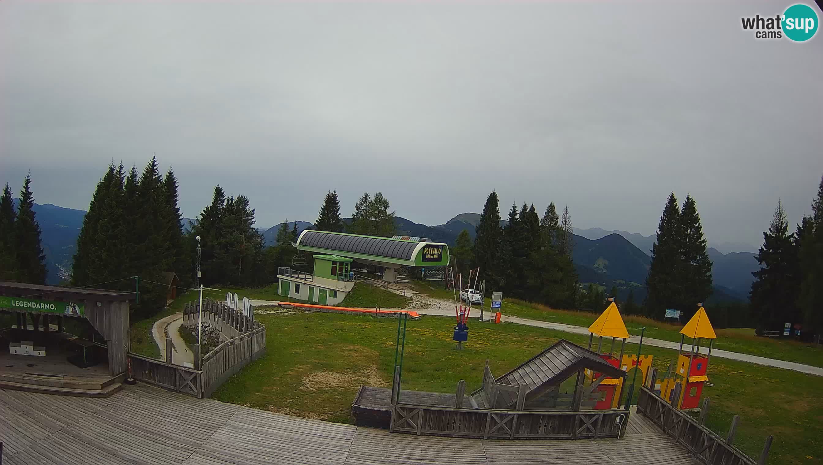 Alpska Perla Ski hotel Cerkno Počivalo webcam – Slovenia