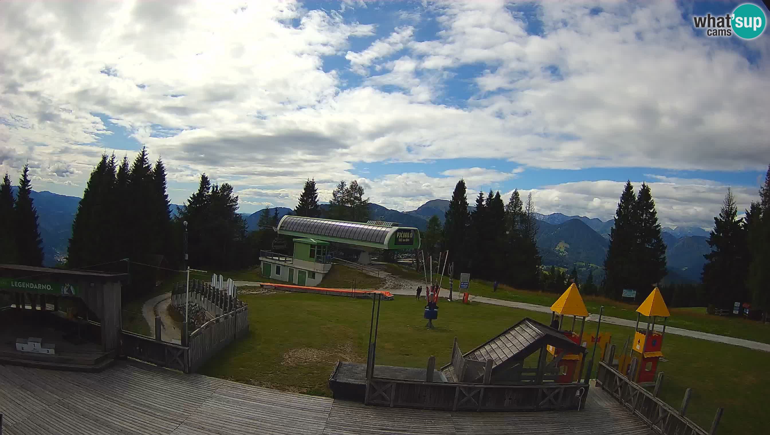 Webcam de la station de ski des Alpes slovènes à Cerkno Počivalo