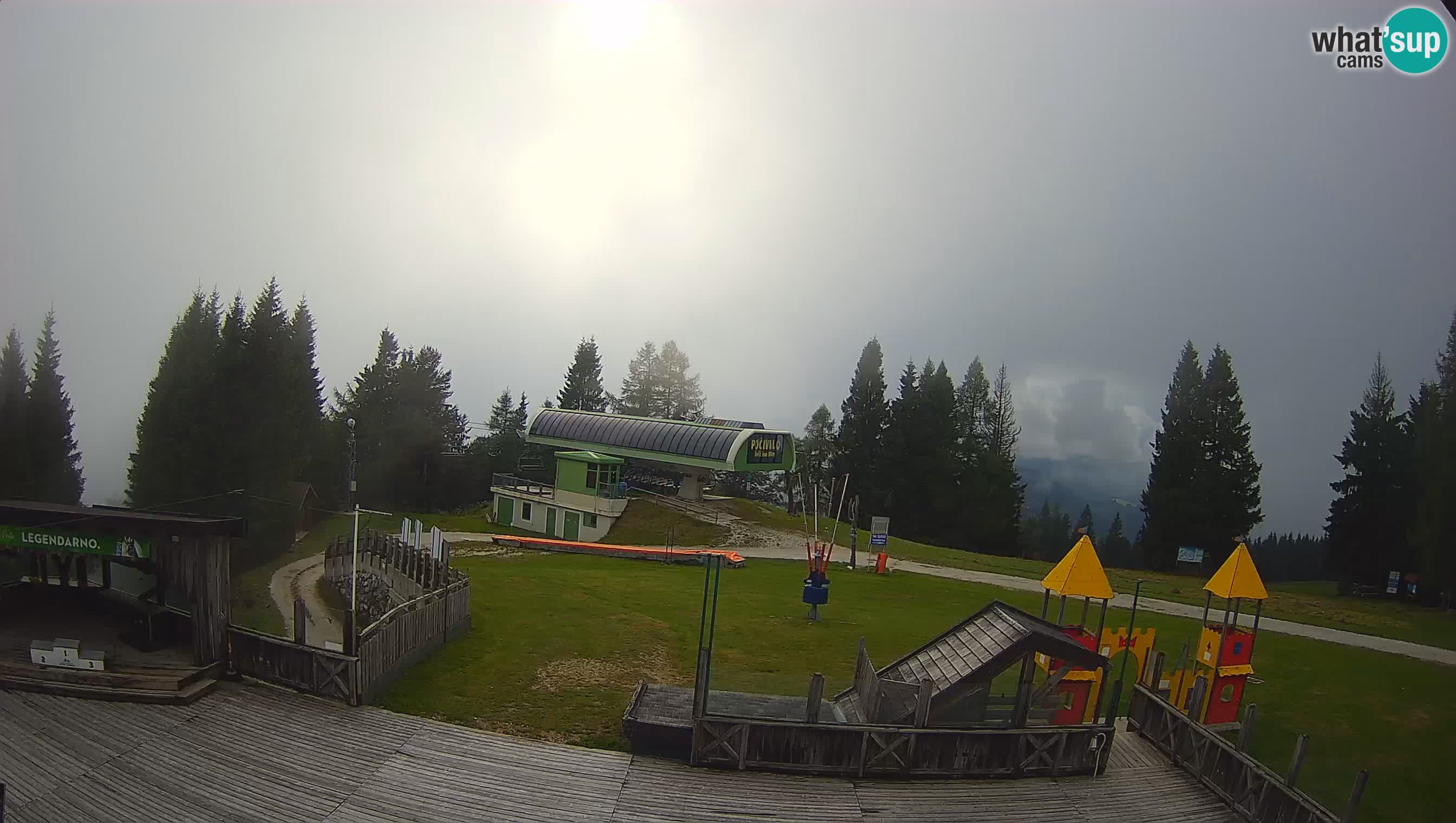 Alpska Perla Ski center Cerkno Počivalo webcam – Slovenia