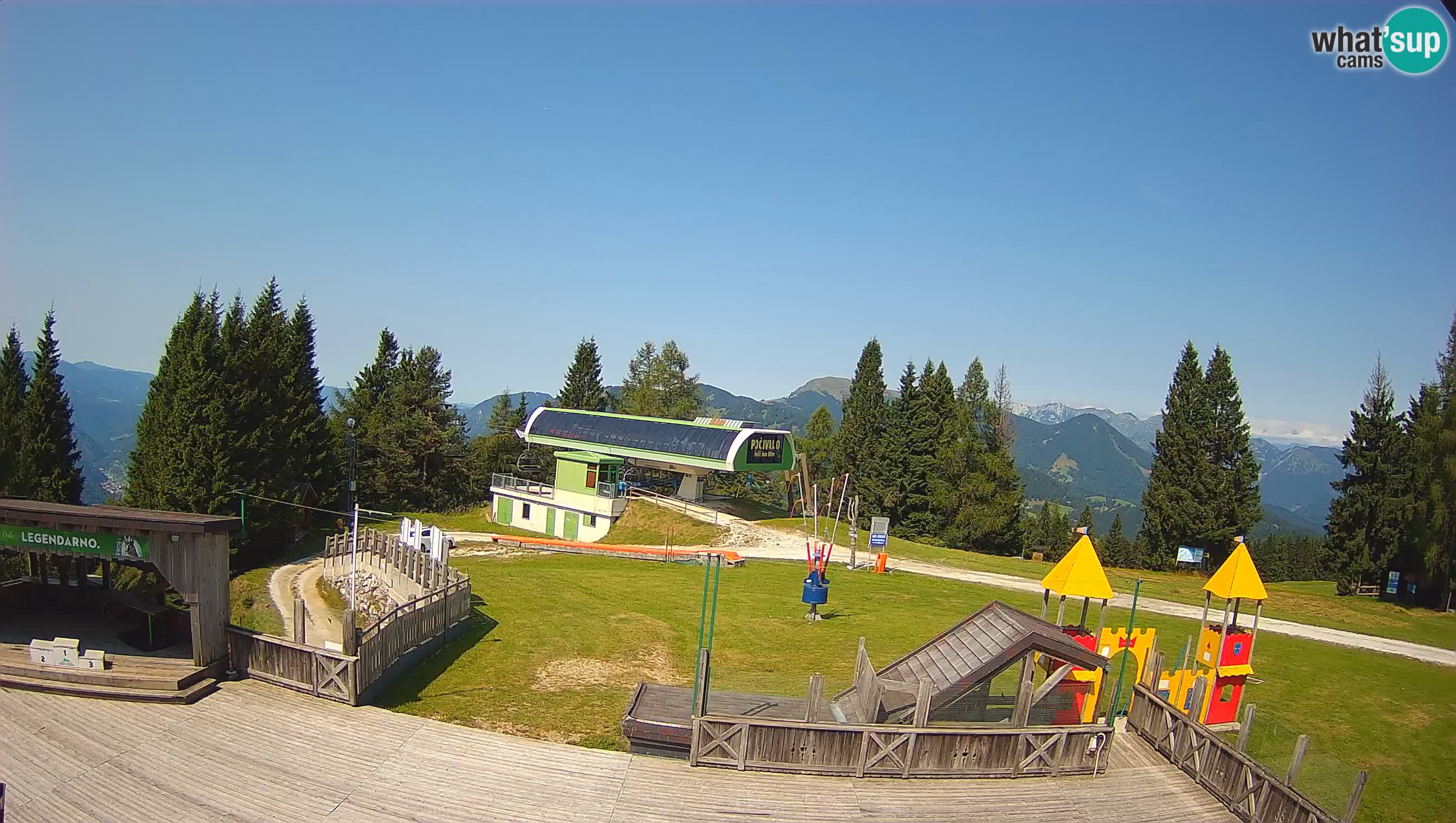 Webcam de la station de ski des Alpes slovènes à Cerkno Počivalo