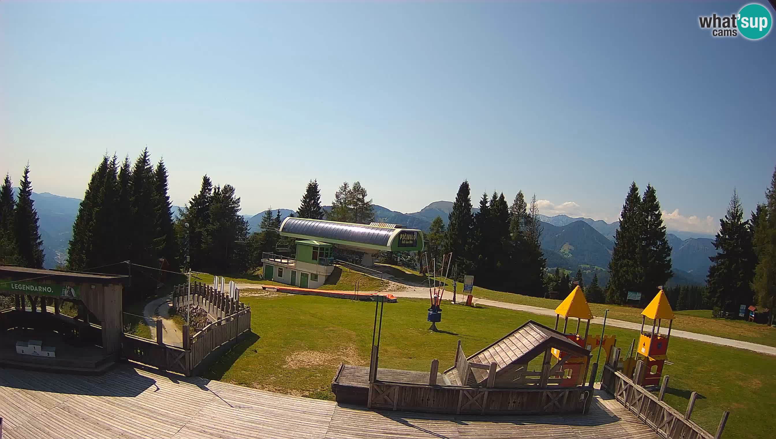 Alpska Perla Ski hotel Cerkno Počivalo webcam – Slovenia