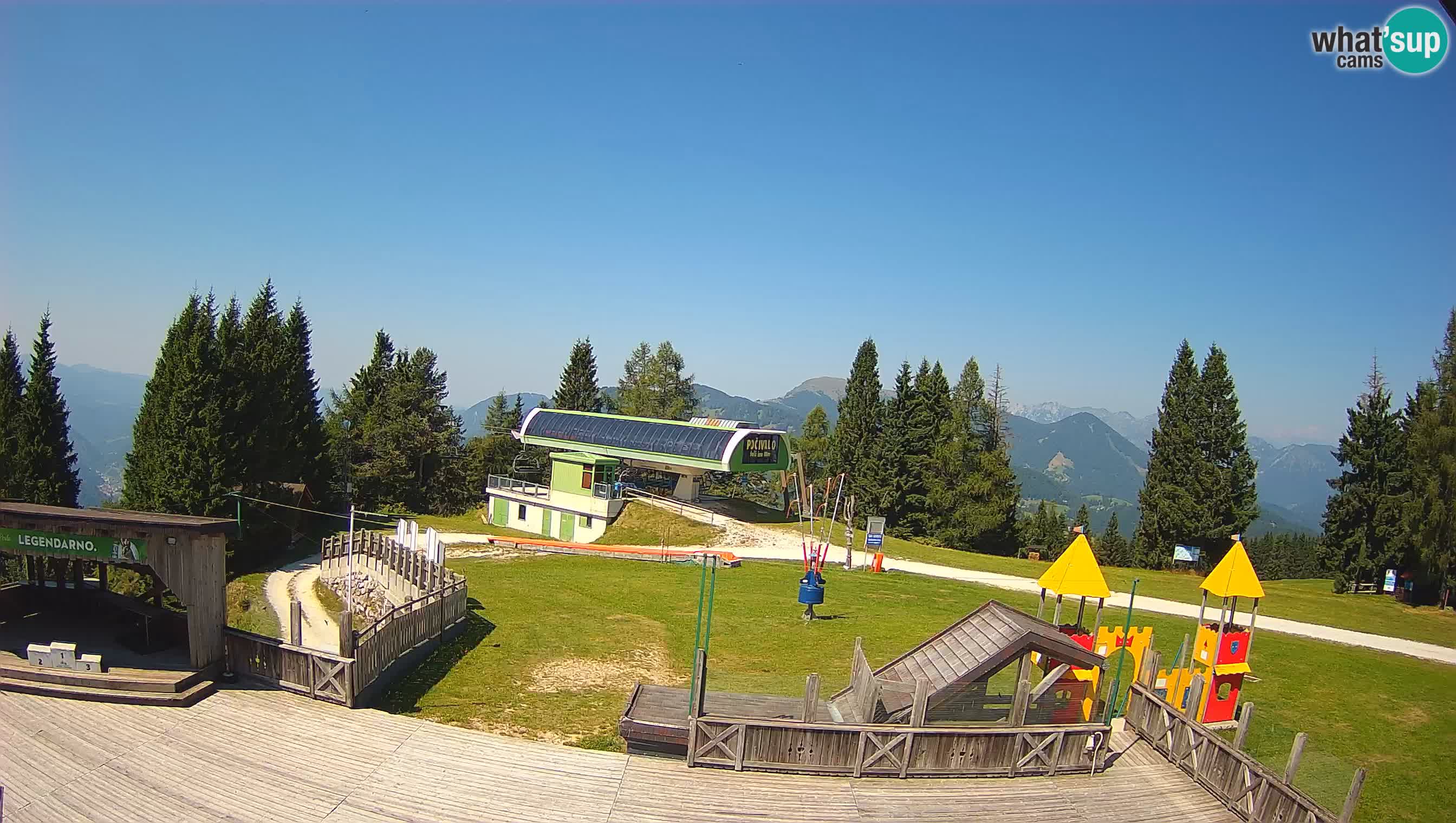 Alpska Perla Ski hotel Cerkno Počivalo webcam – Slovenia