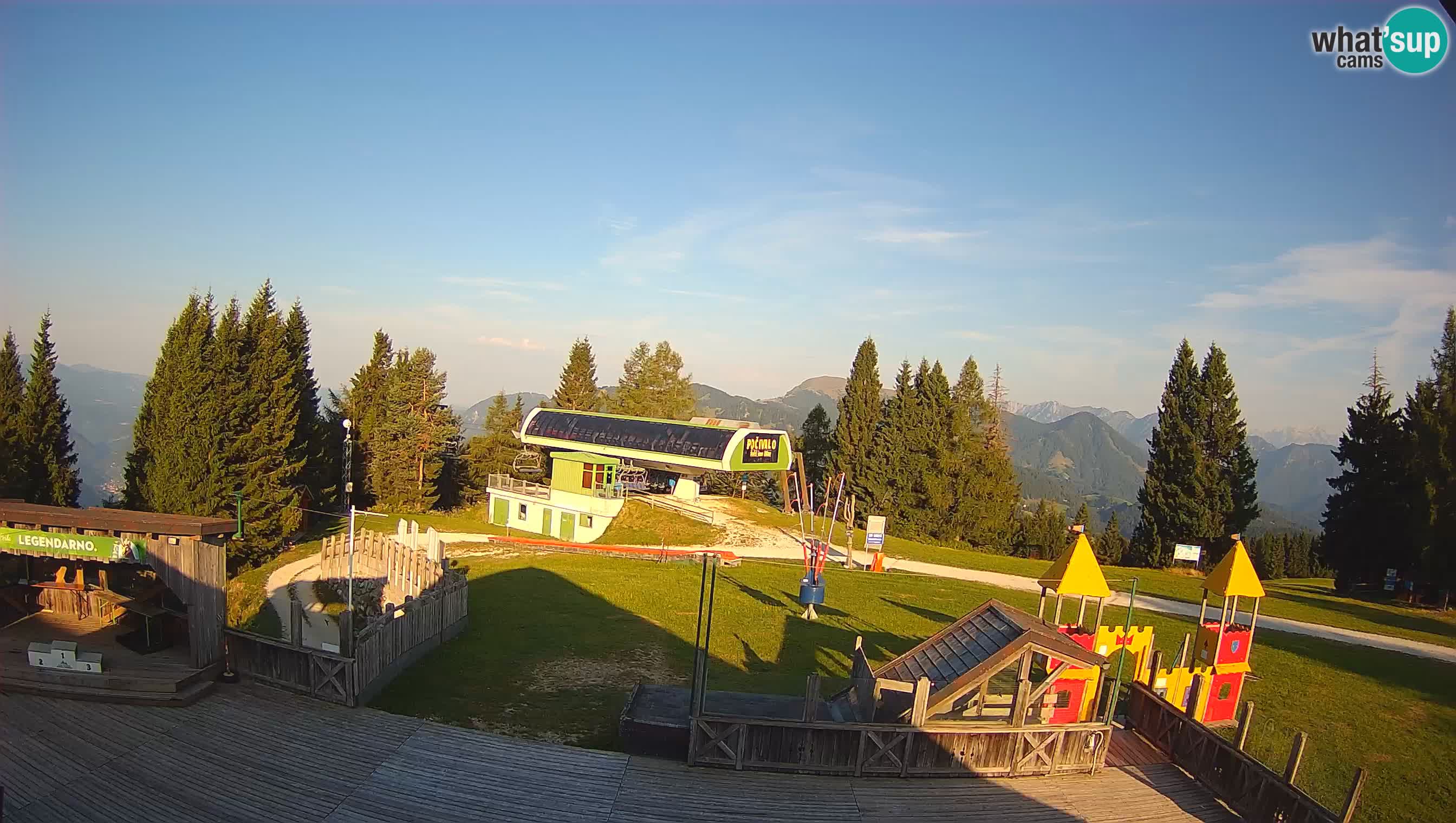 Webcam de la station de ski des Alpes slovènes à Cerkno Počivalo