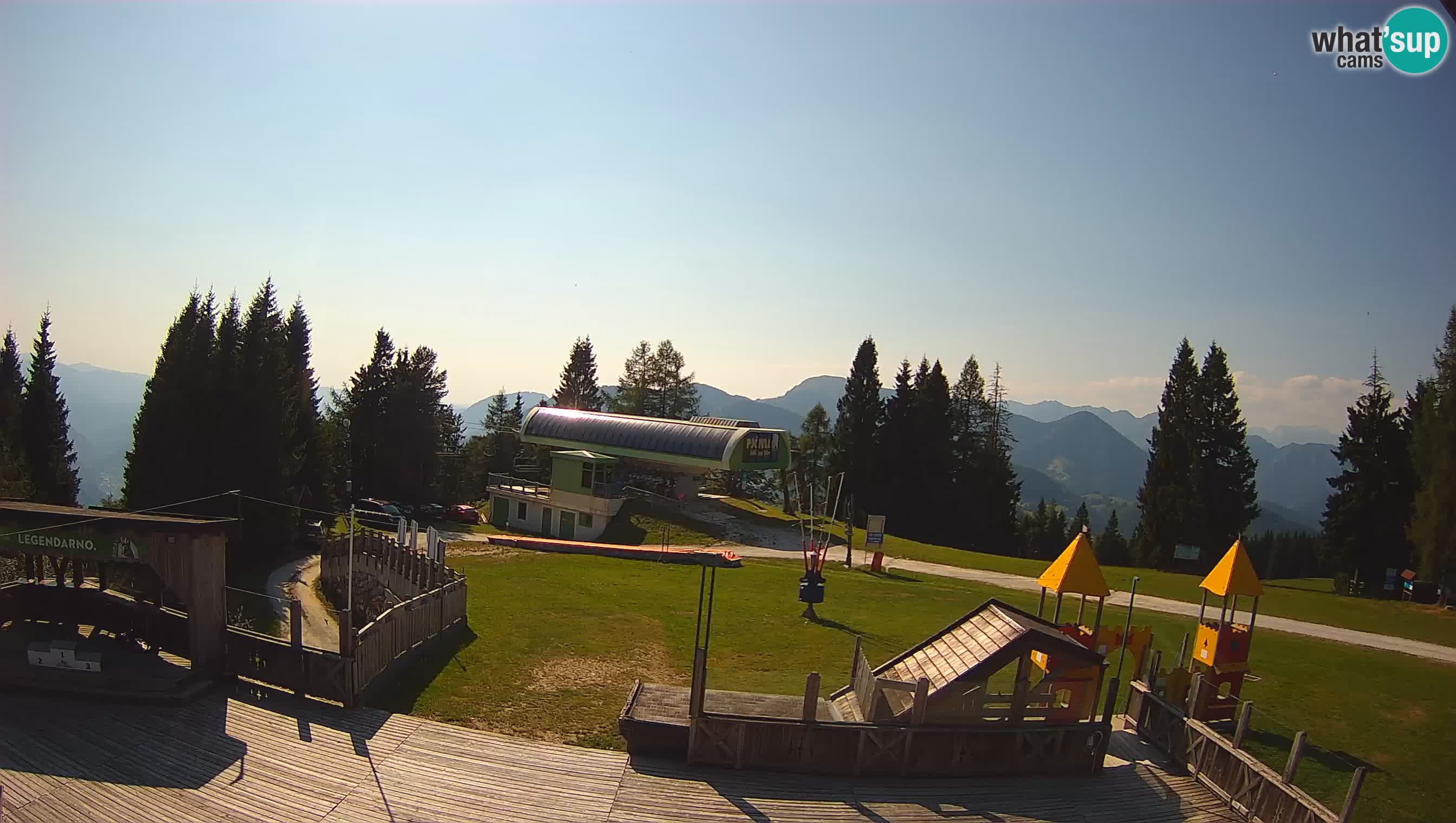 Webcam de la station de ski des Alpes slovènes à Cerkno Počivalo