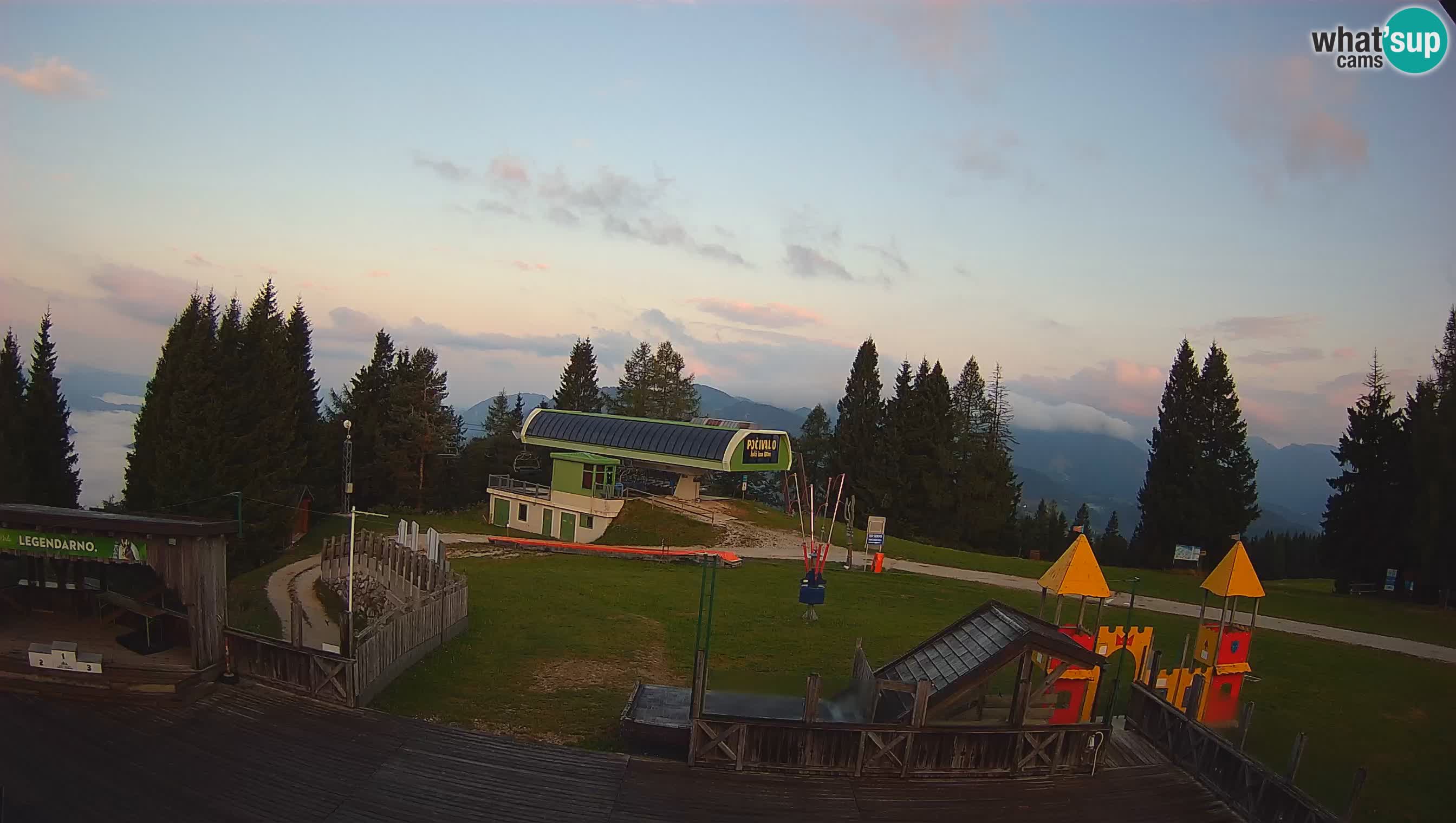 Alpska Perla kamera Cerkno Počivalo