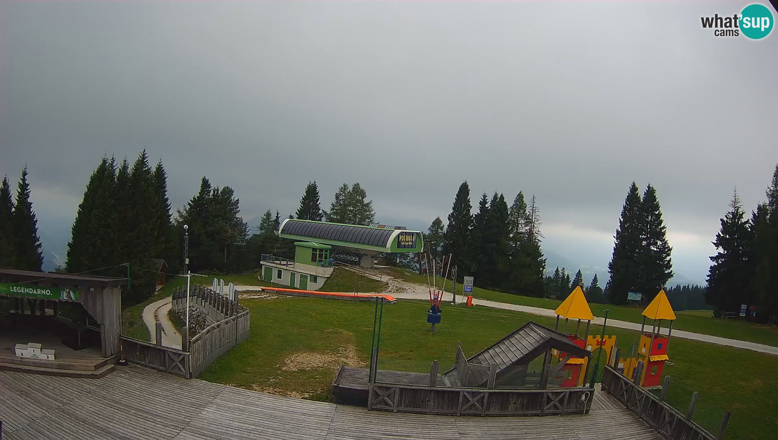 Alpska Perla Ski center Cerkno Počivalo webcam – Slovenia