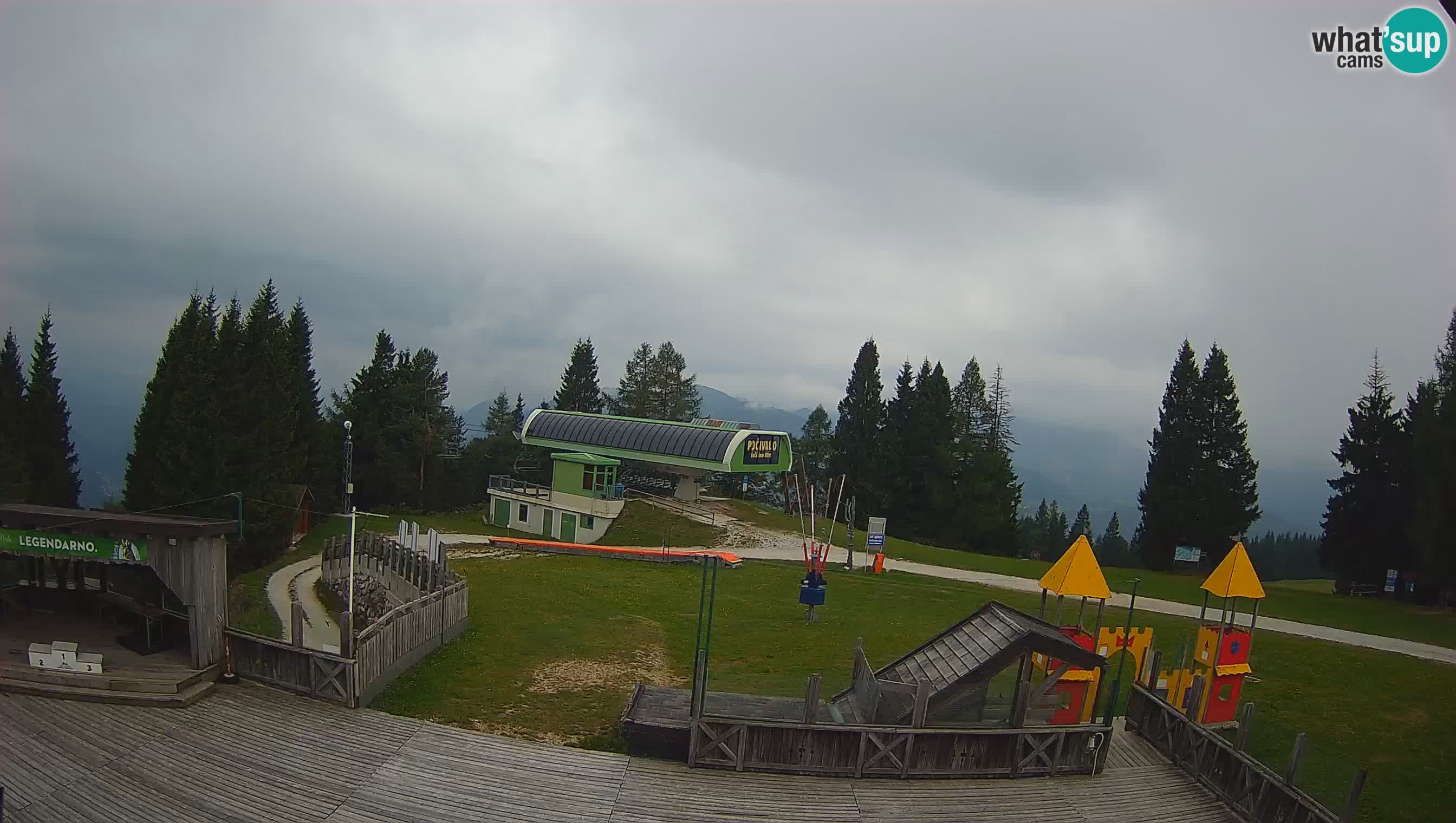 Alpska Perla Ski center Cerkno Počivalo webcam – Slovenia