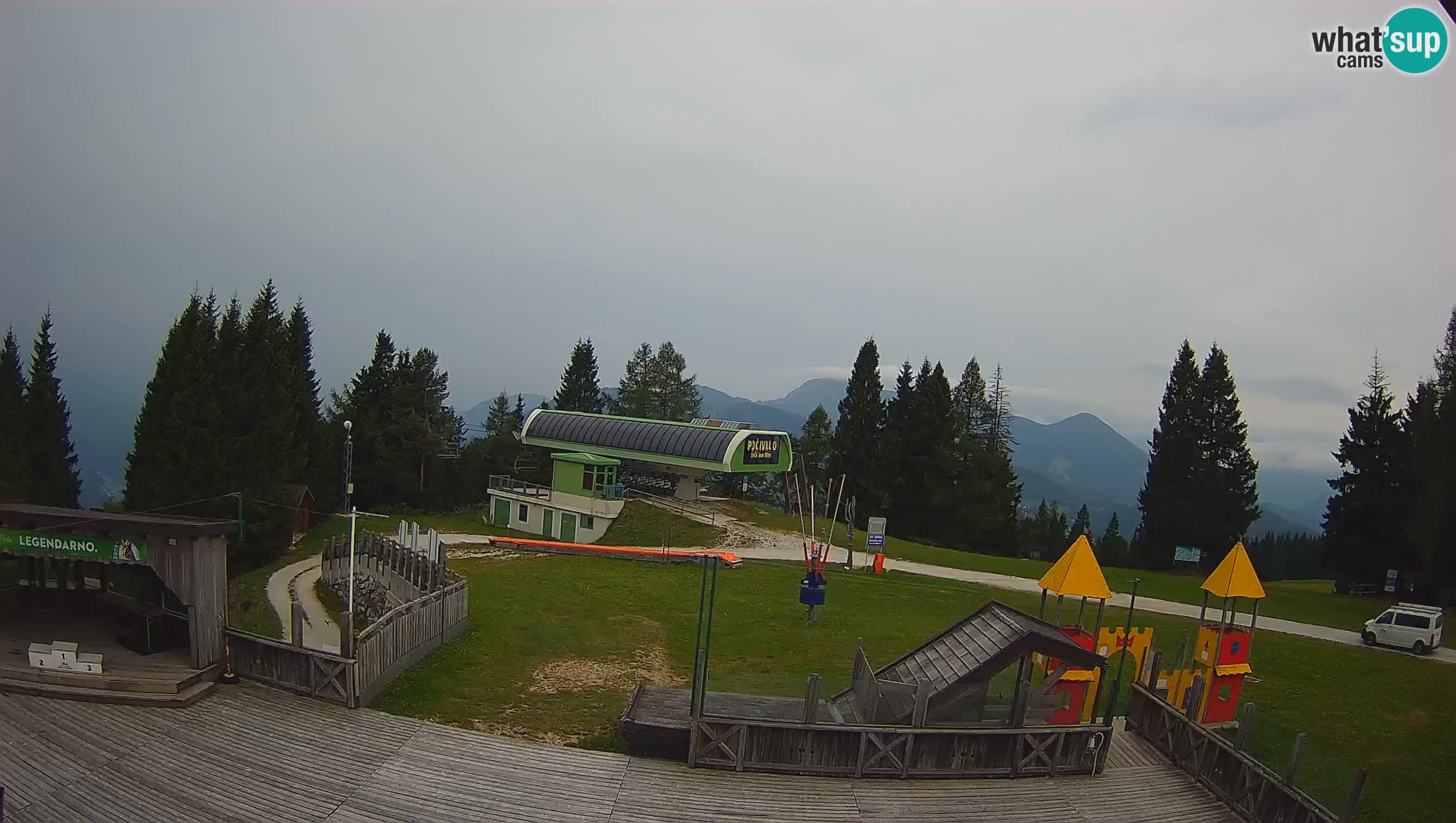Alpska Perla Ski hotel Cerkno Počivalo webcam – Slovenia