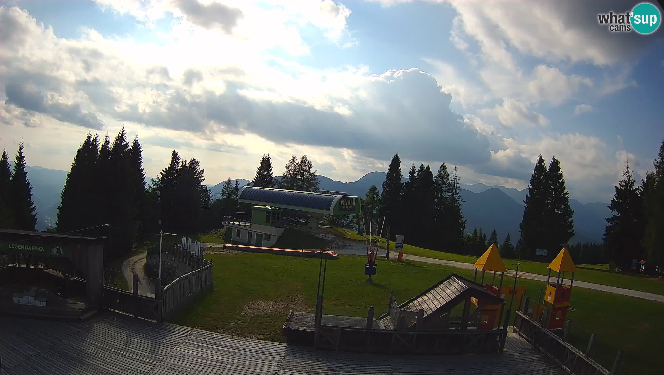 Webcam de la station de ski des Alpes slovènes à Cerkno Počivalo