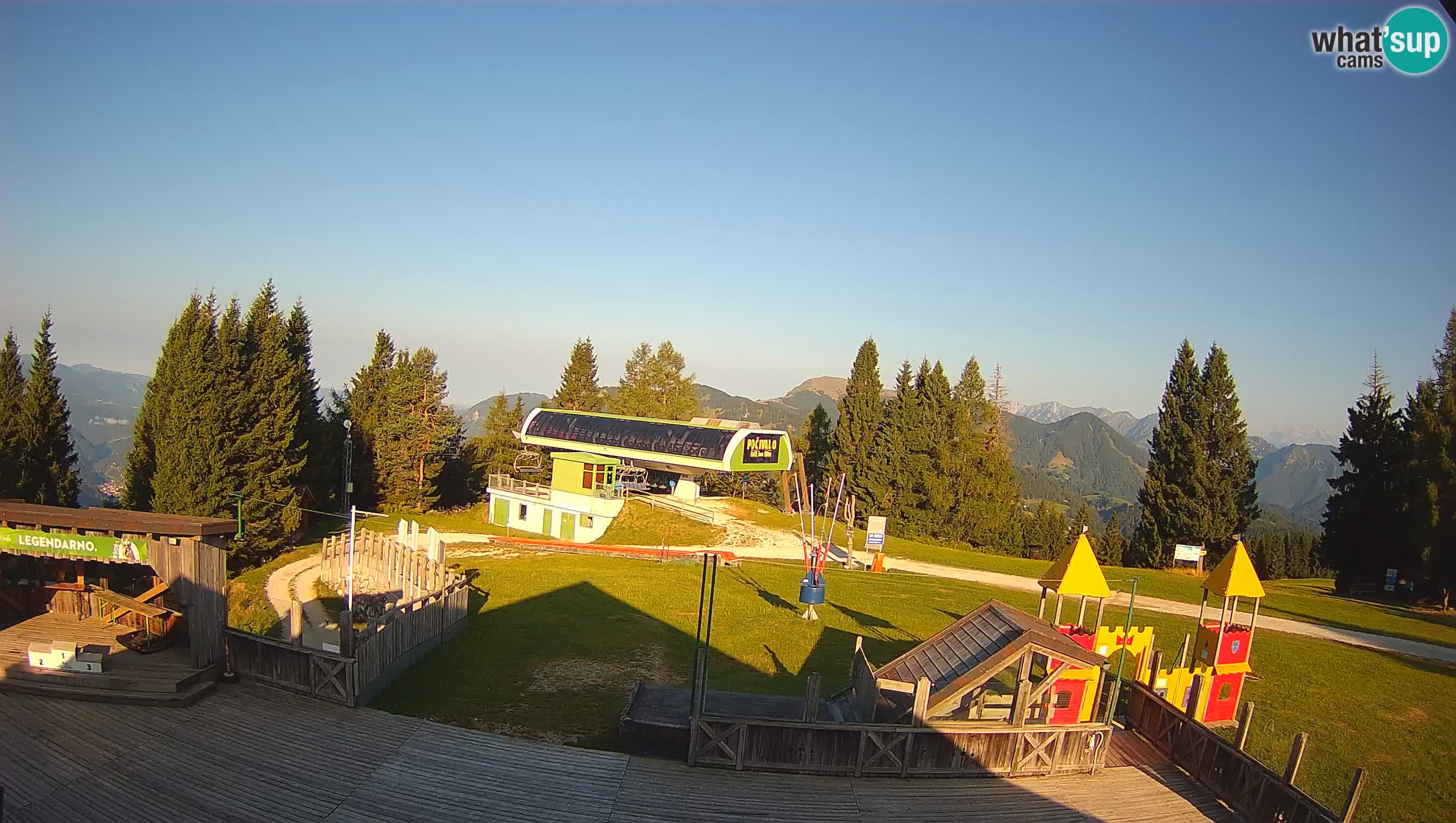 Alpska Perla kamera Cerkno Počivalo