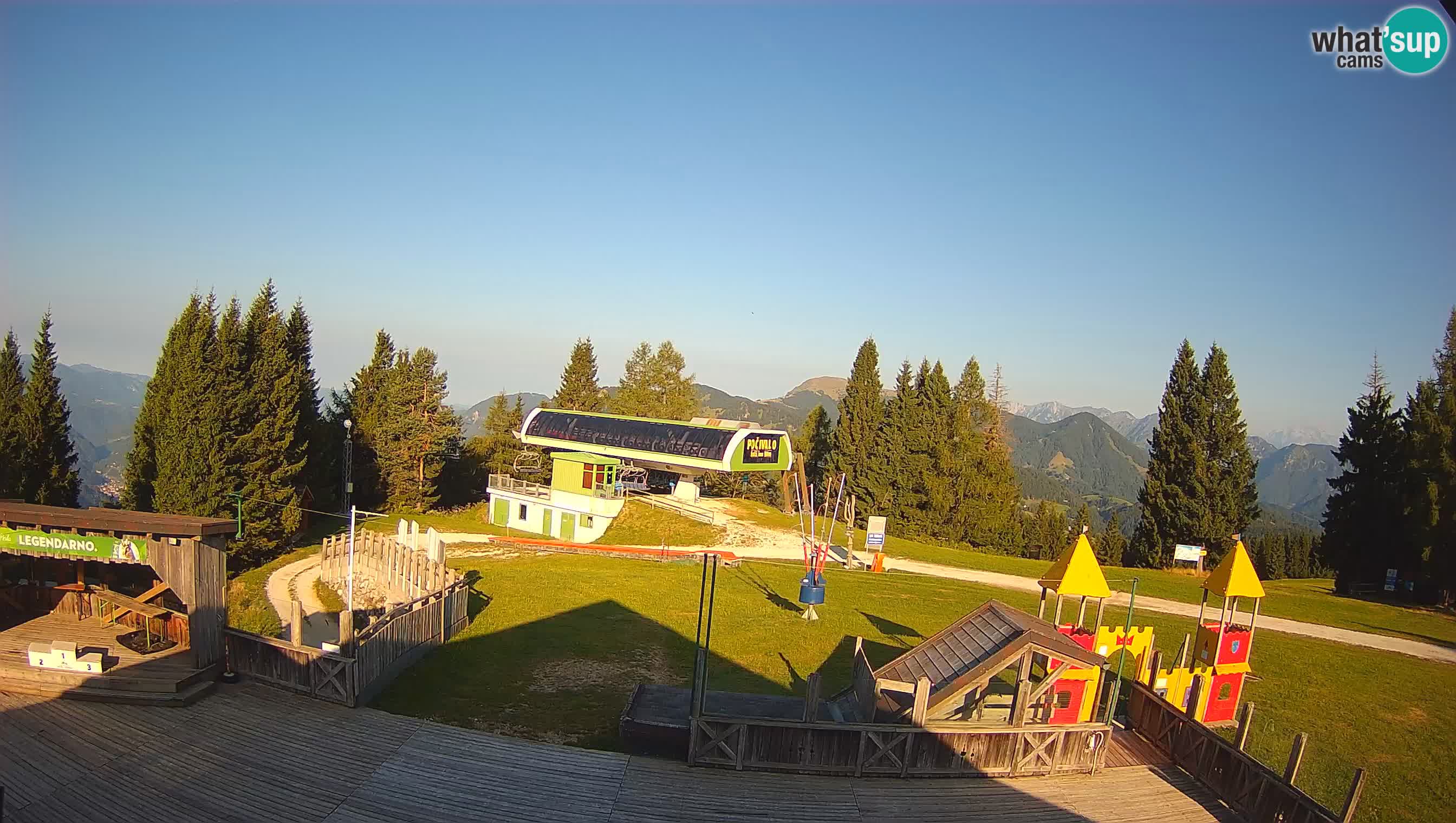 Alpska Perla kamera Cerkno Počivalo