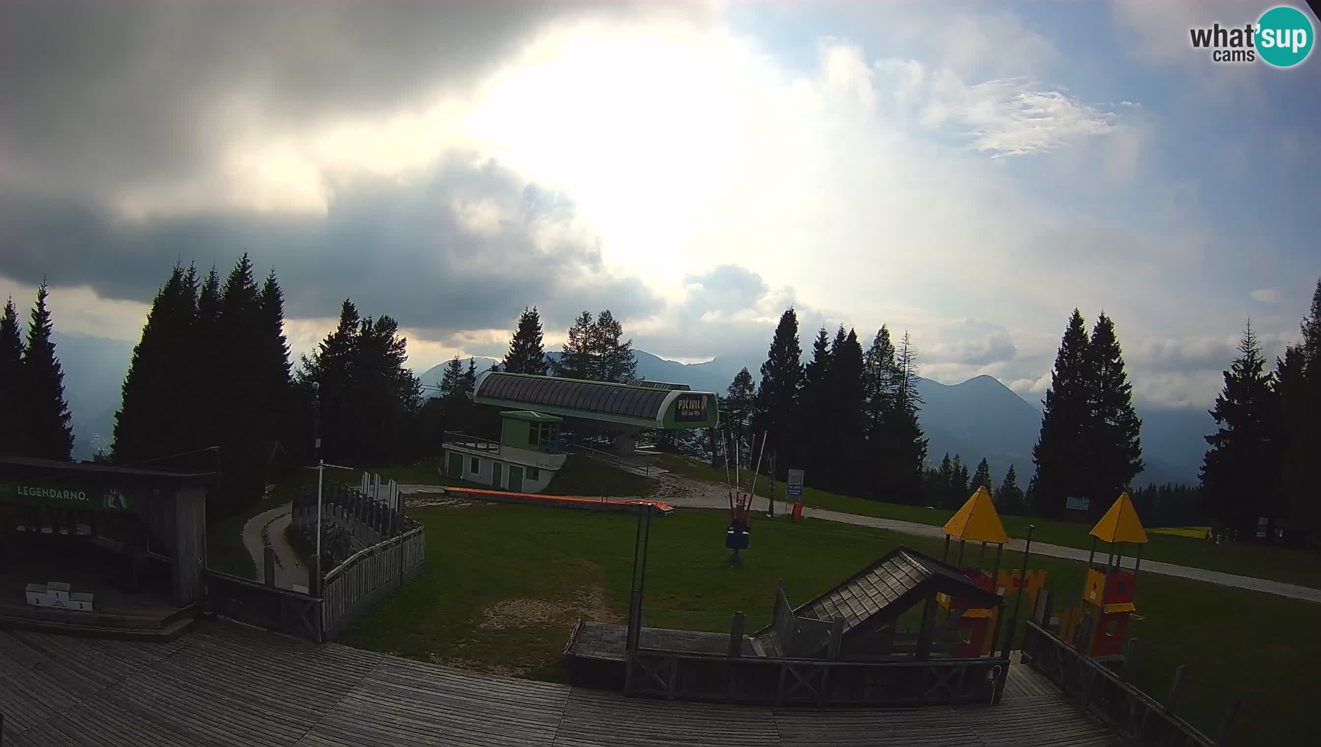 Alpska Perla Skijalište Cerkno Počivalo web kamera – Slovenija