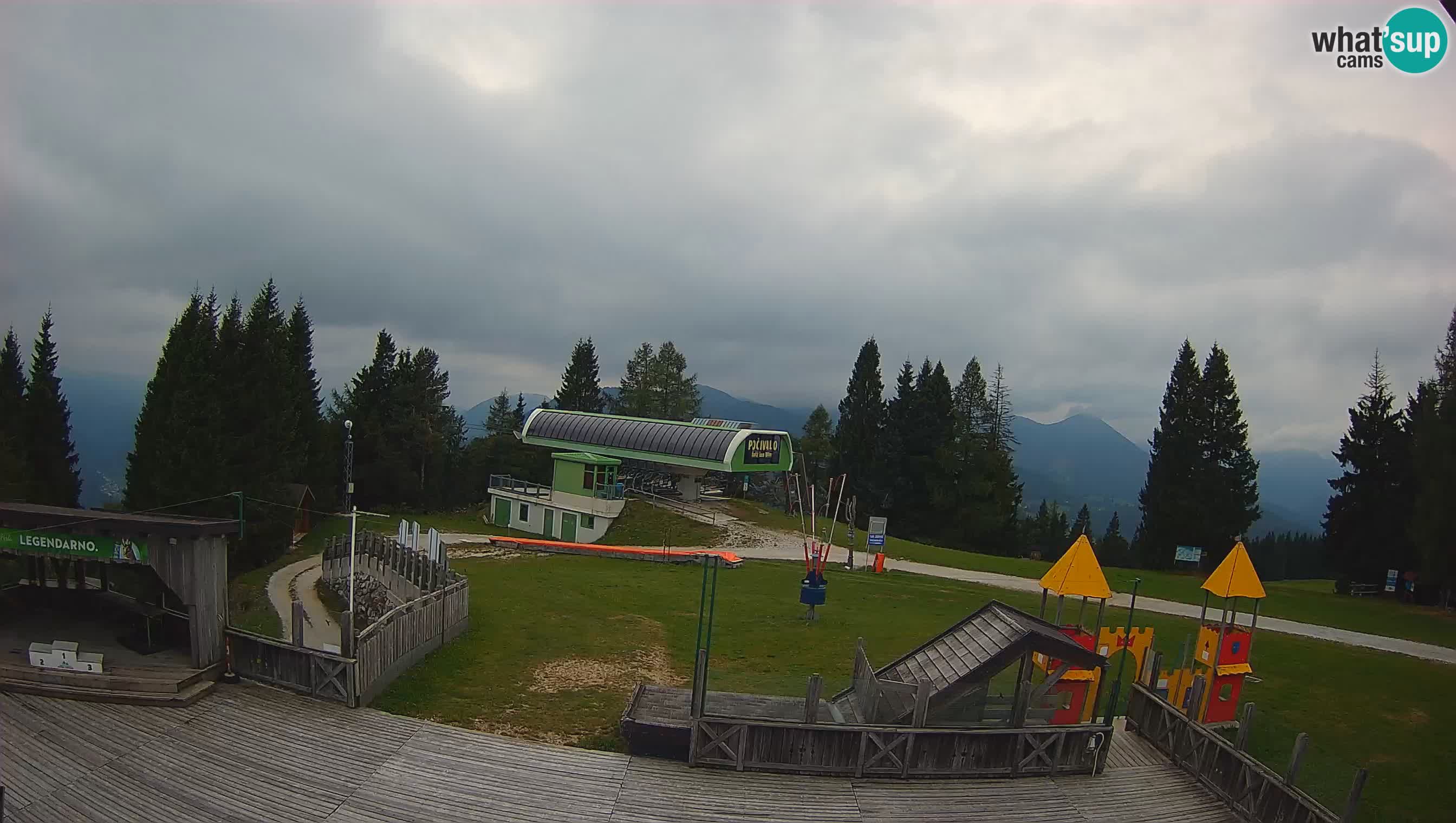 Webcam de la station de ski des Alpes slovènes à Cerkno Počivalo