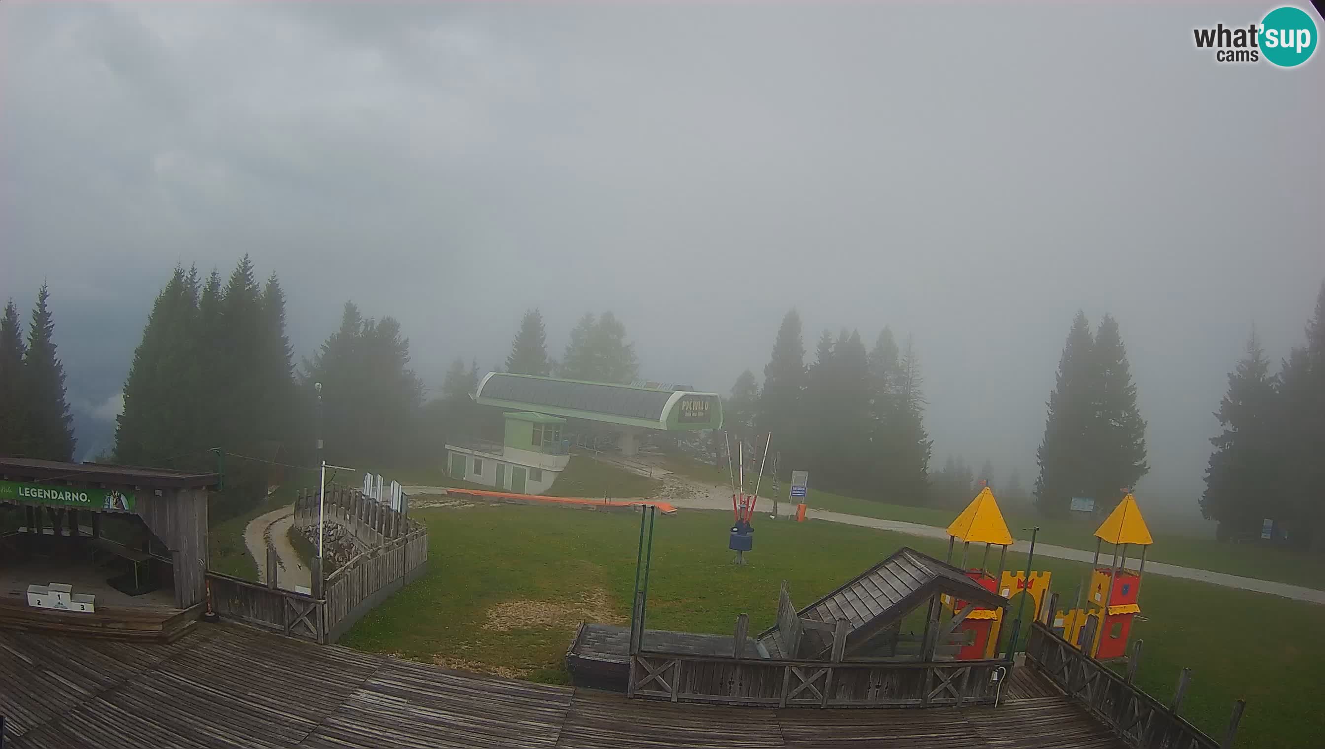 Alpska Perla Ski center Cerkno Počivalo webcam – Slovenia
