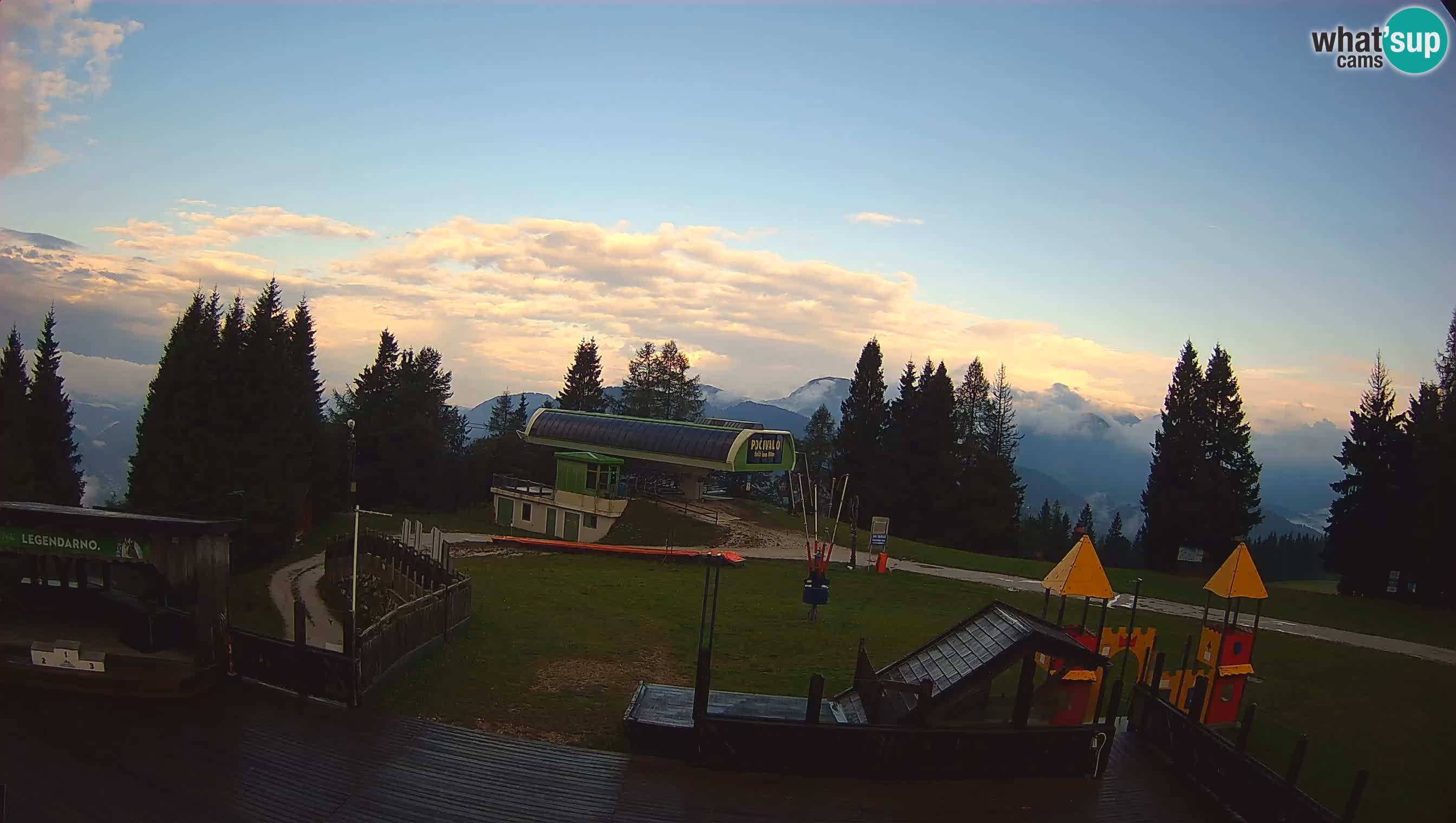 Alpska Perla Skijalište Cerkno Počivalo web kamera – Slovenija