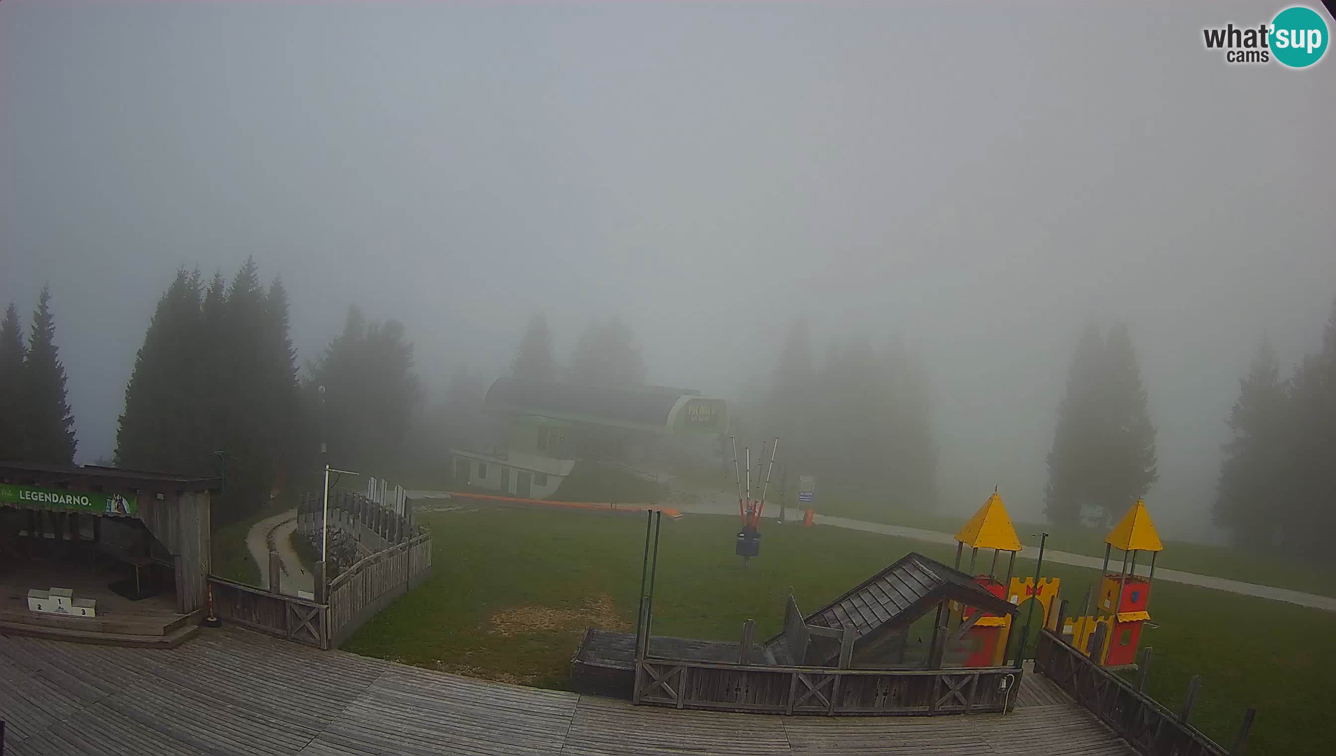 Alpska Perla Ski center Cerkno Počivalo webcam – Slovenia