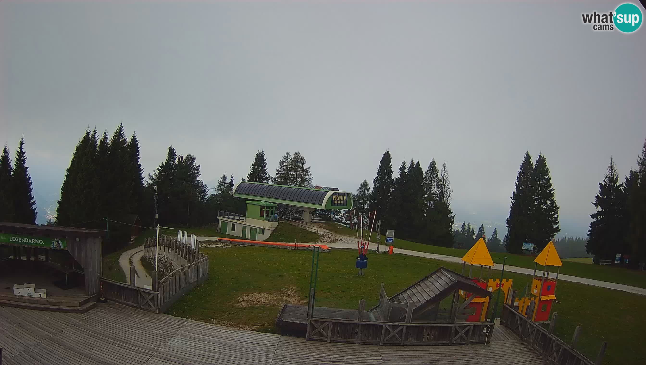 Alpska Perla Ski center Cerkno Počivalo webcam – Slovenia
