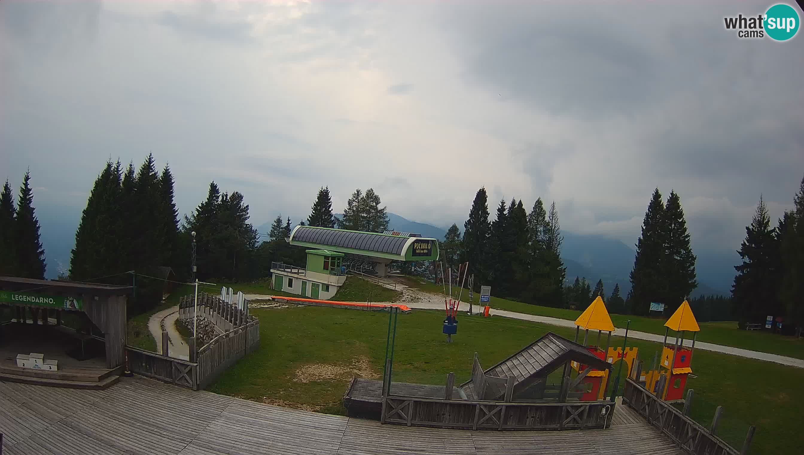 Webcam de la station de ski des Alpes slovènes à Cerkno Počivalo
