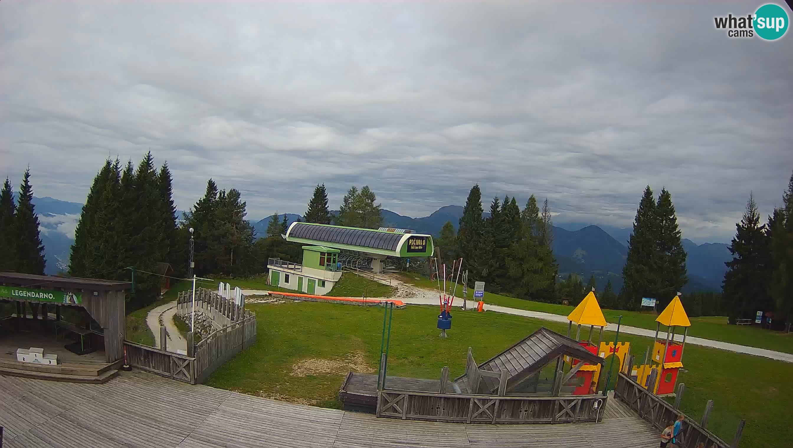 Webcam de la station de ski des Alpes slovènes à Cerkno Počivalo